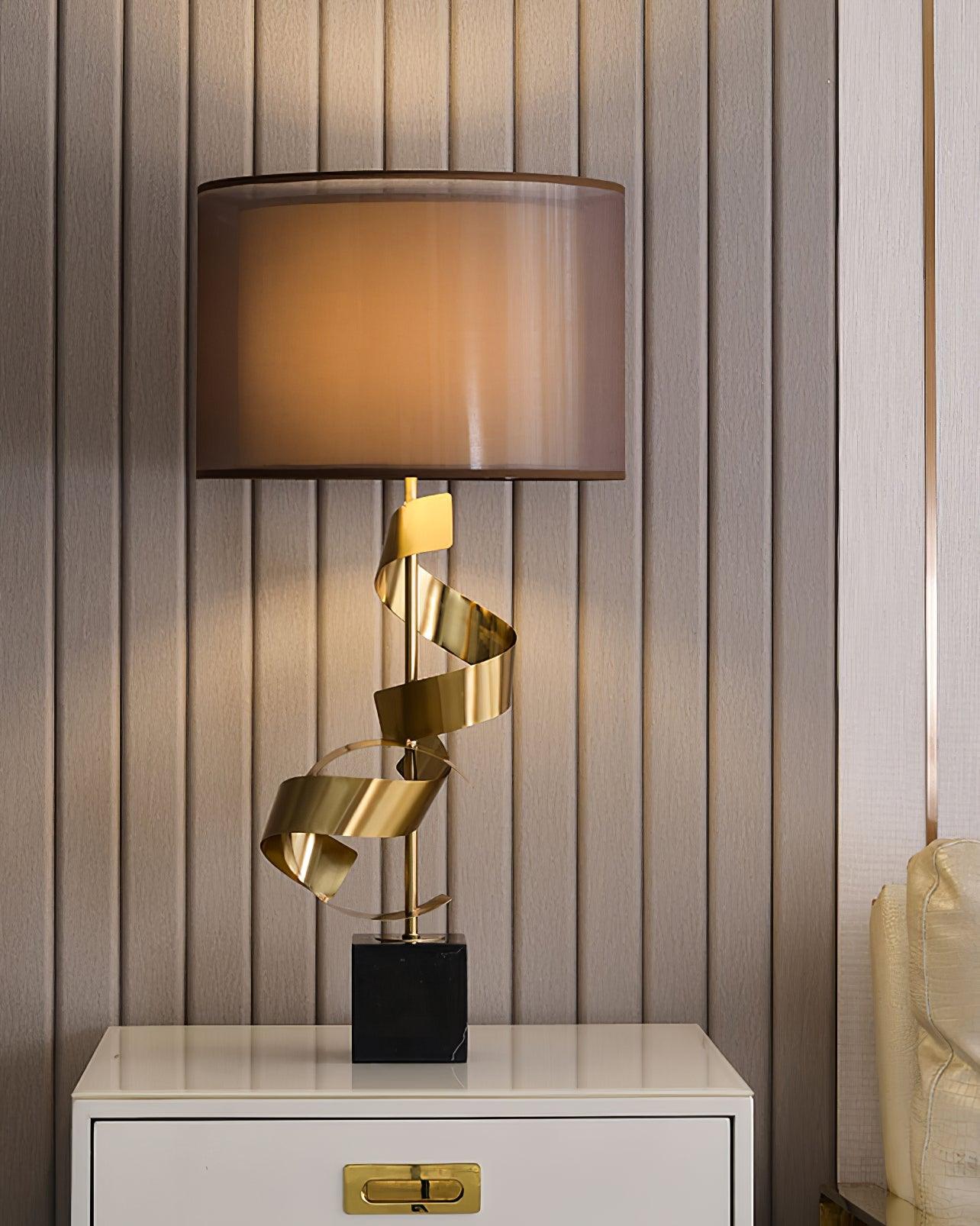 Vero Table Lamp - Blowlighting