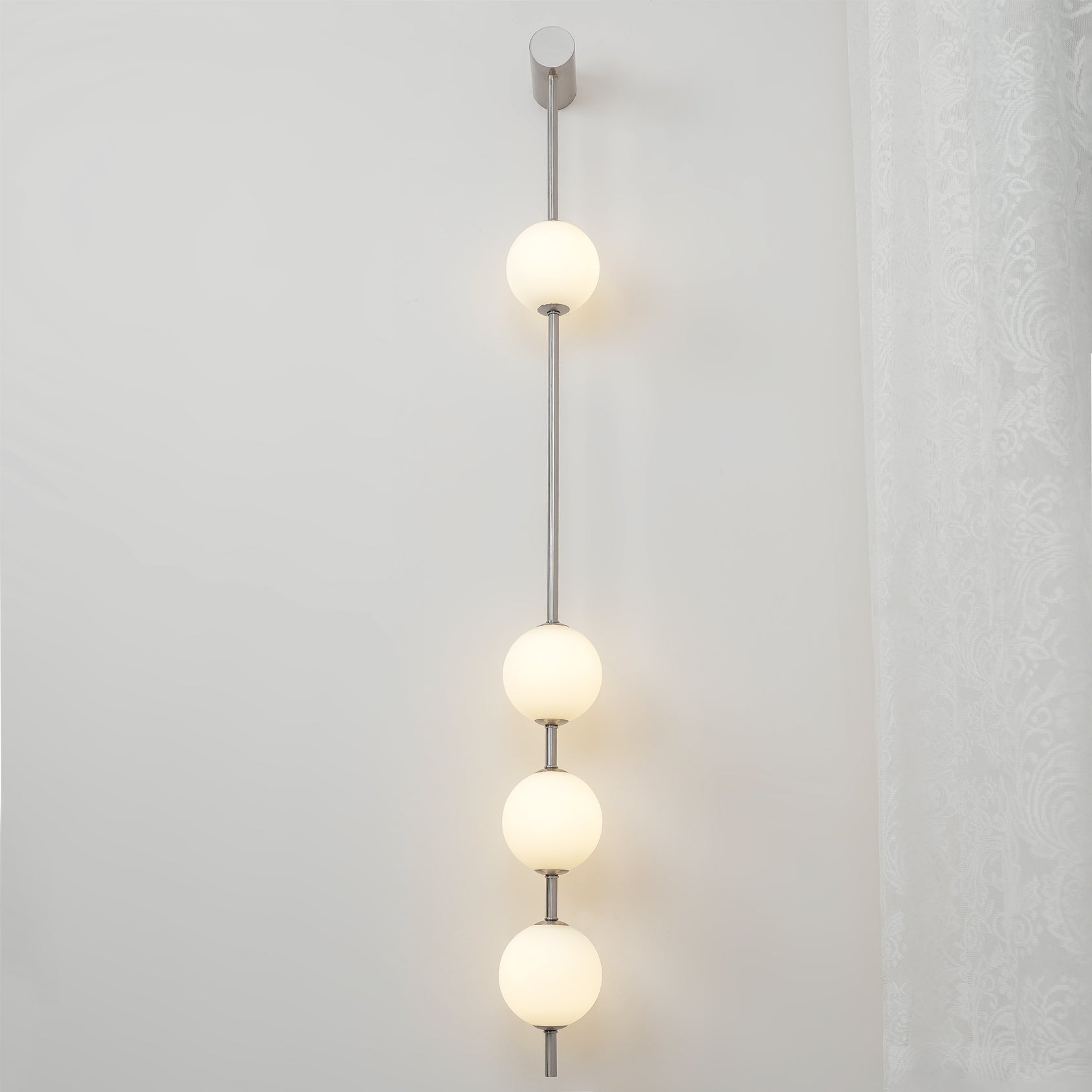 Vertical Balls Wall Lamp - Blowlighting