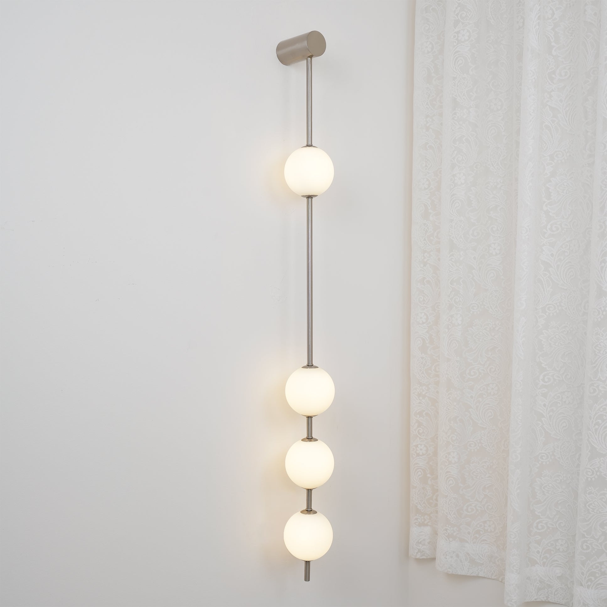 Vertical Balls Wall Lamp - Blowlighting