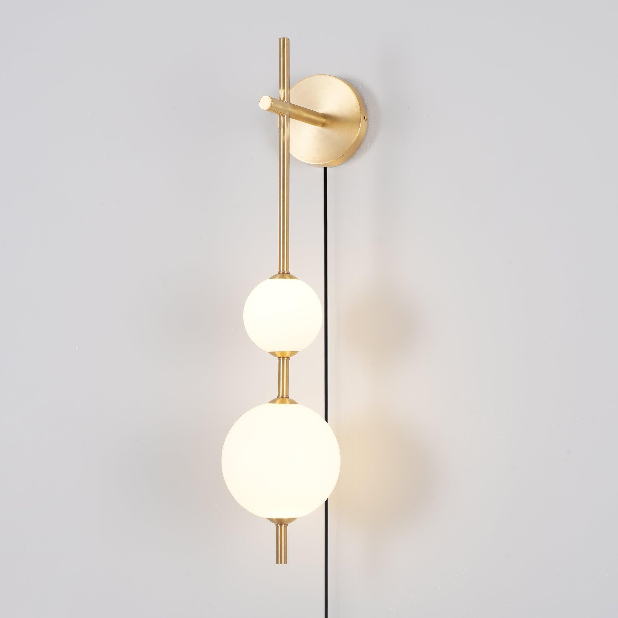 Vertical Globe Plug-in Wall Lamp - Blowlighting