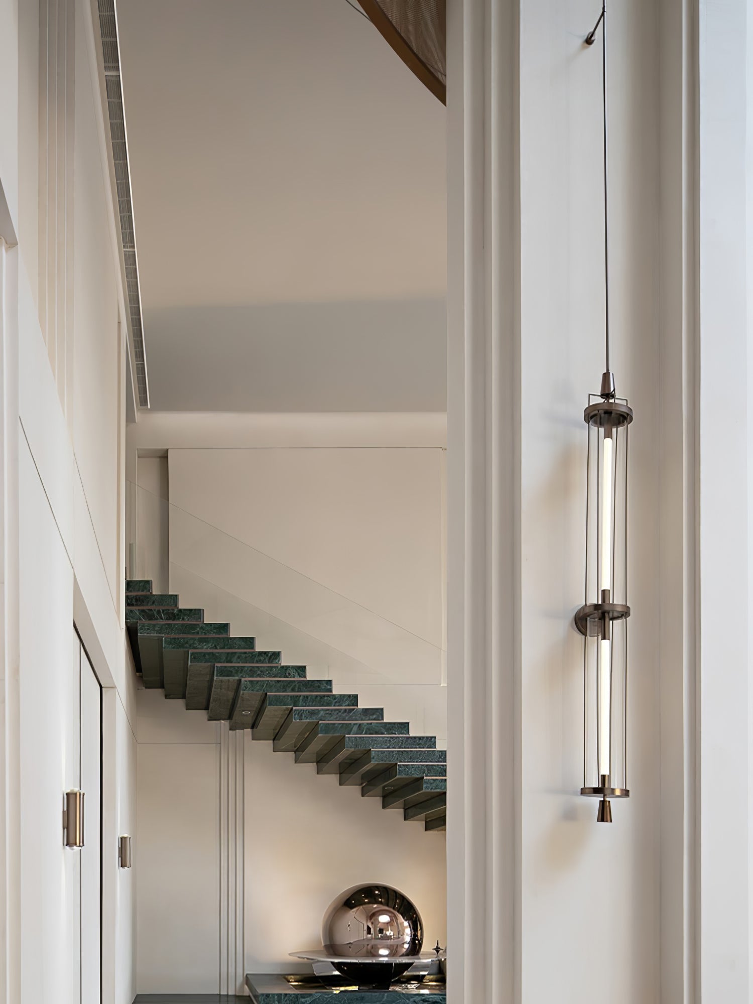 Vertical Wall Sconce - Blowlighting