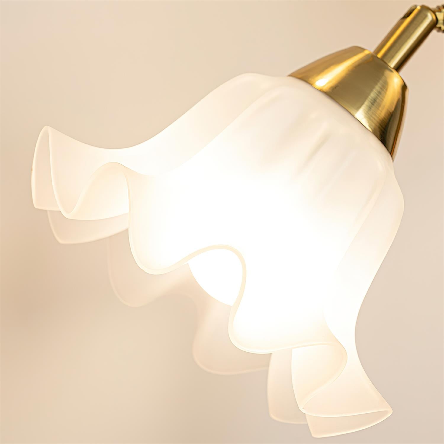 Vervina Natural Metal Floor Light