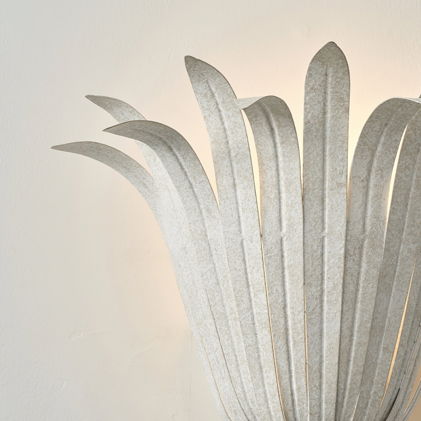 Vicenzio Vintage Metal Leaf Wall Light