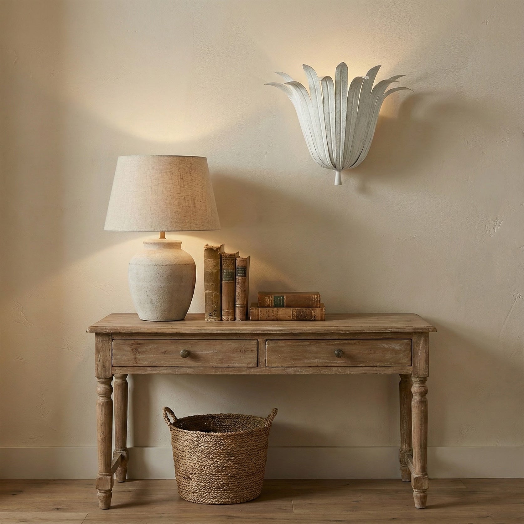 Vicenzio Vintage Metal Leaf Wall Light