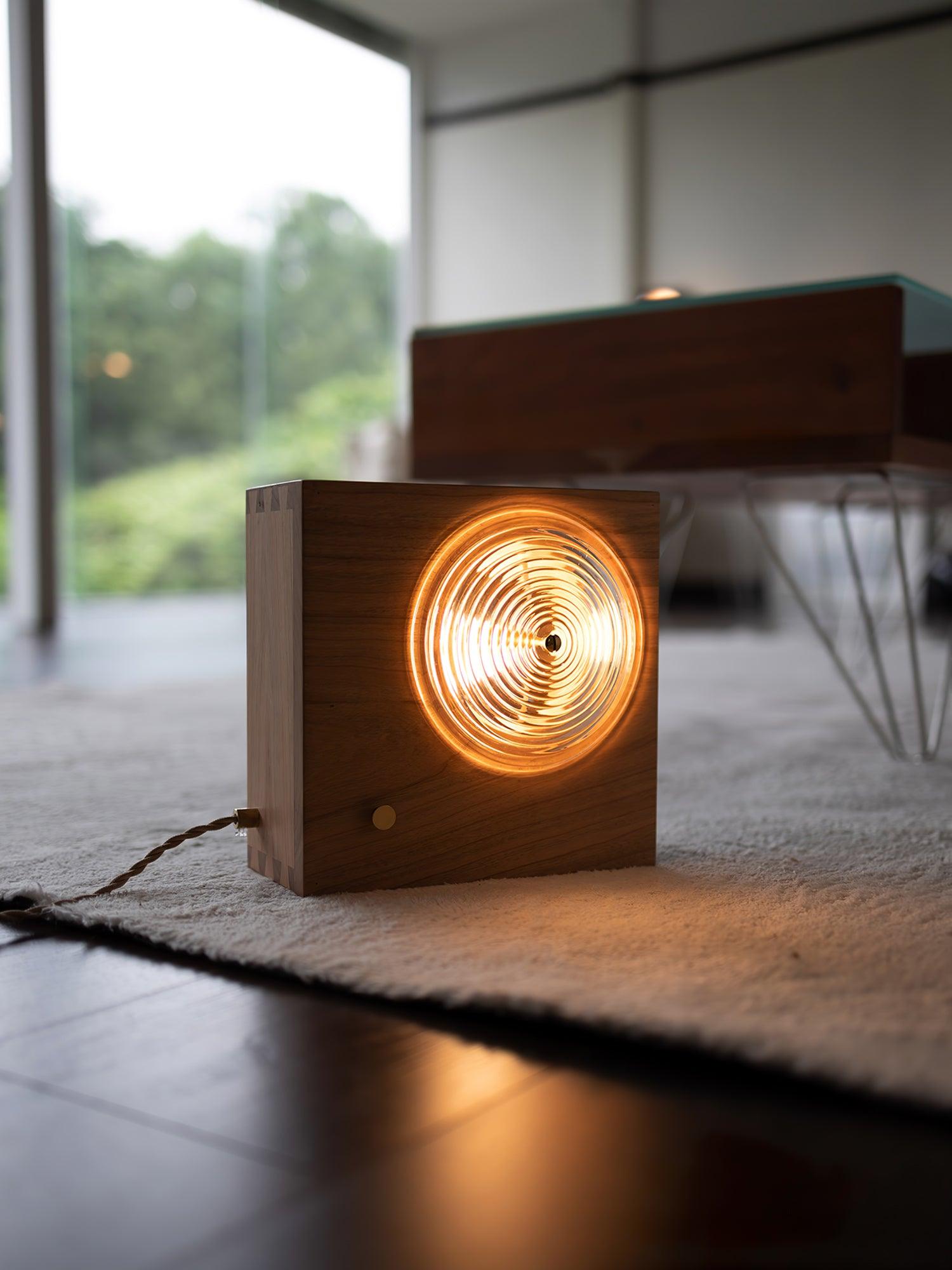 Echo Fashion Glass Wall Lamp - Blowlighting