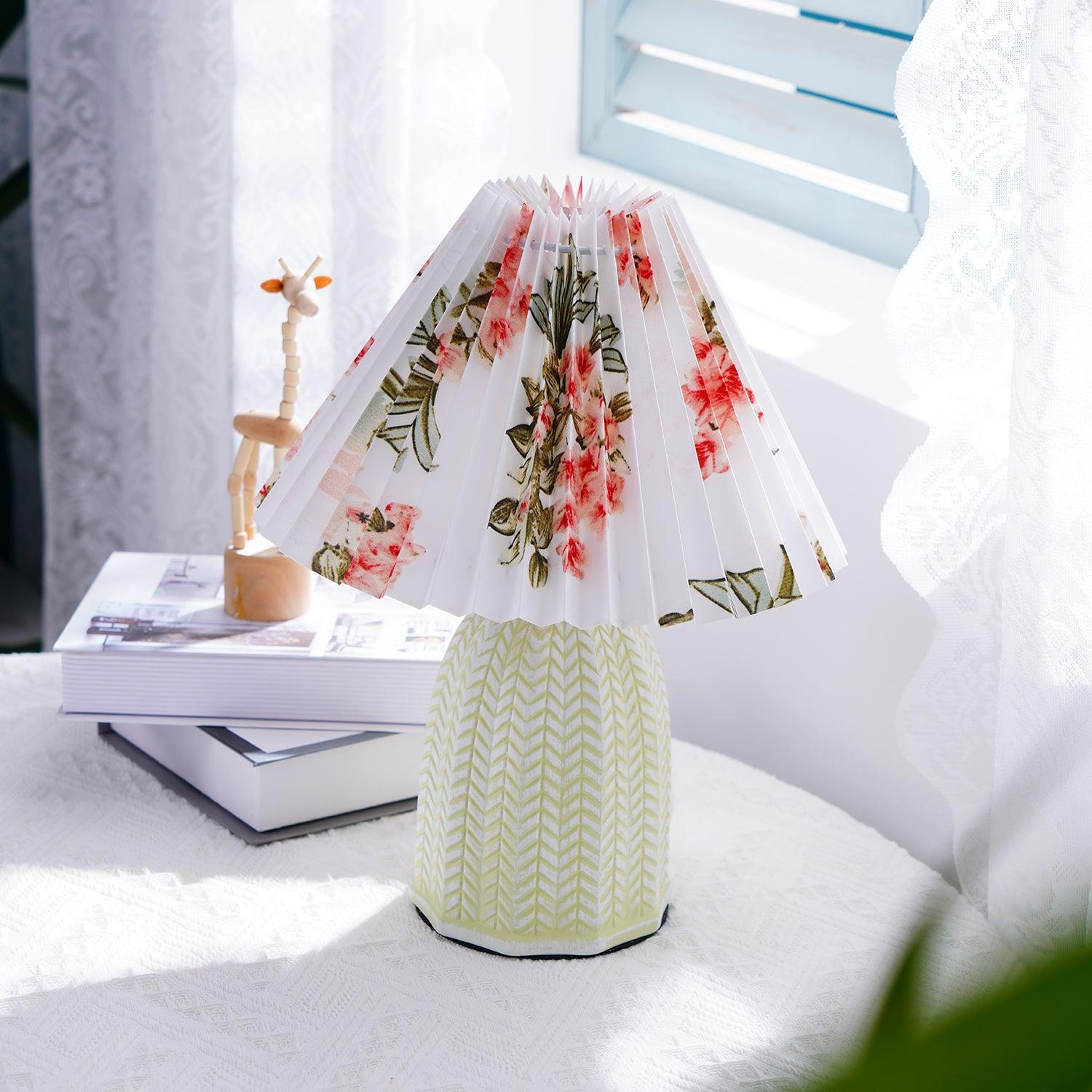 Vintage Pleated Table Lamp - Blowlighting