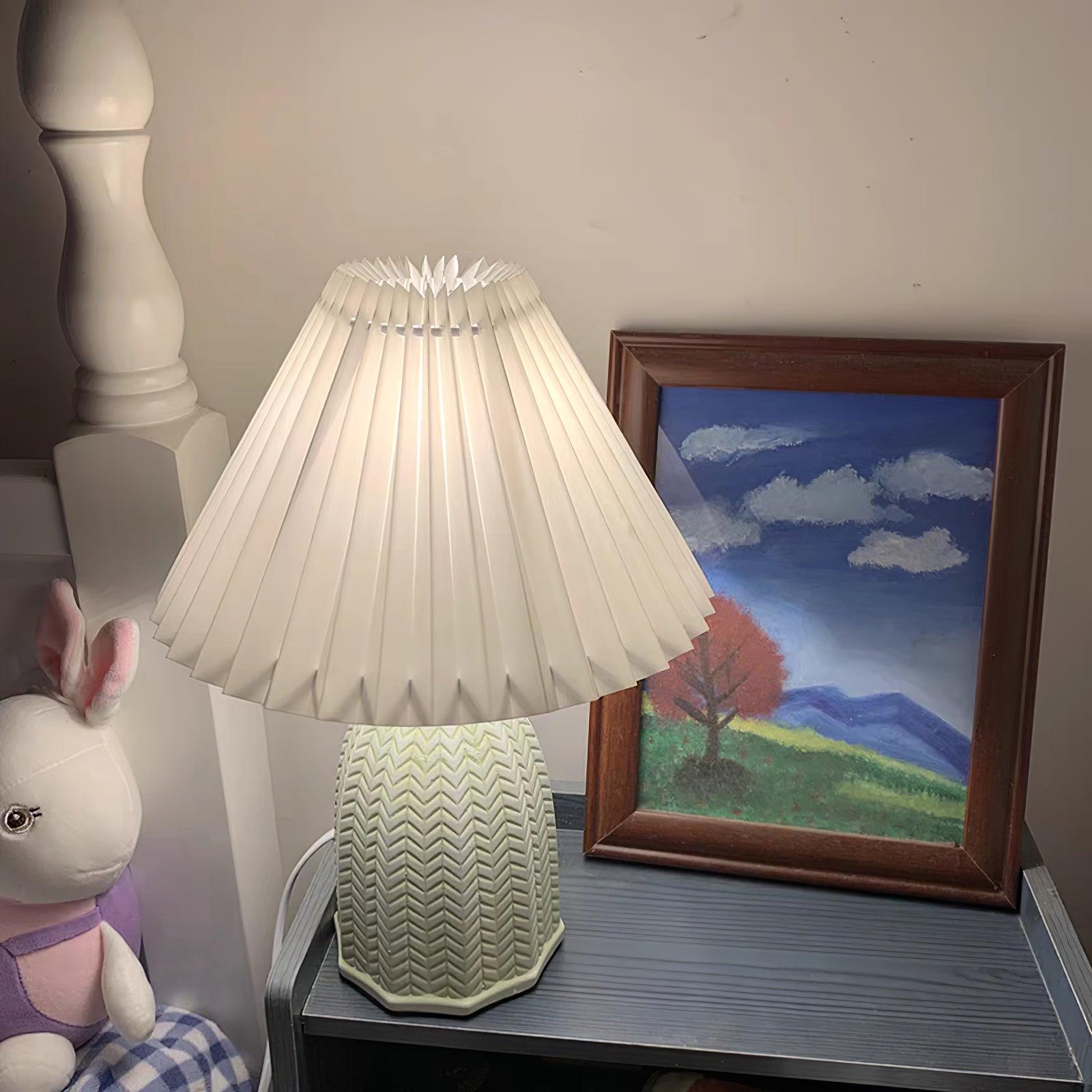Vintage Pleated Table Lamp - Blowlighting