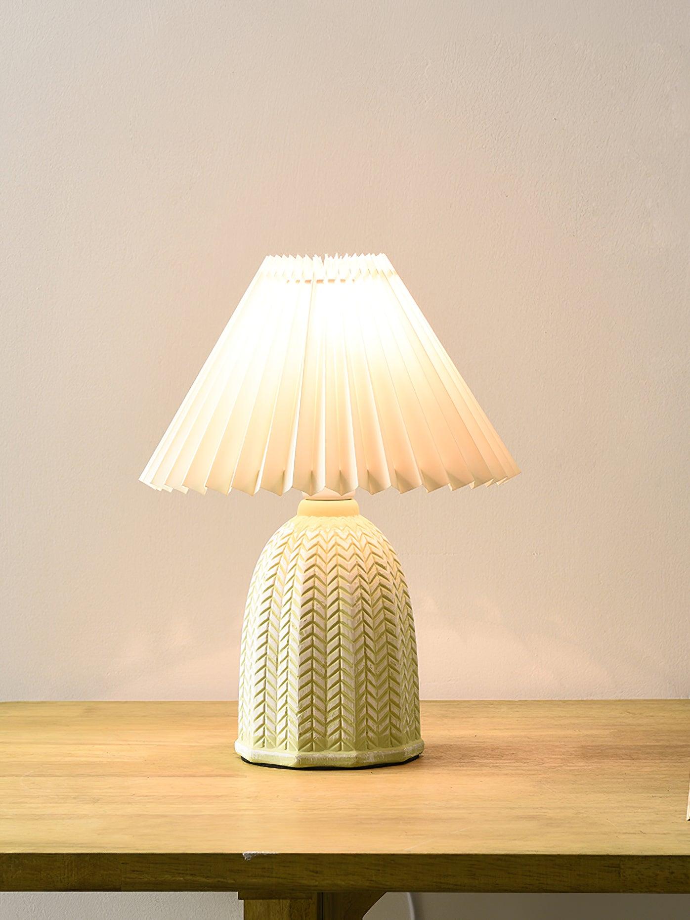 Vintage Pleated Table Lamp - Blowlighting