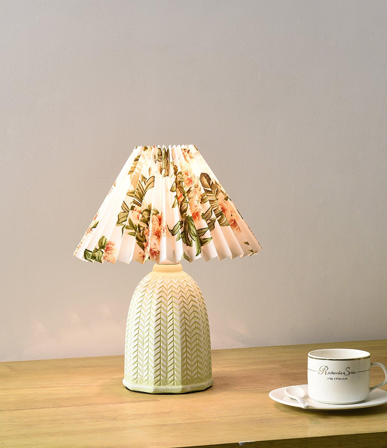 Vintage Pleated Table Lamp - Blowlighting