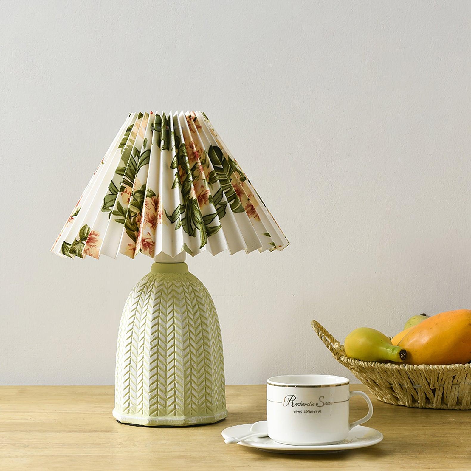 Vintage Pleated Table Lamp - Blowlighting