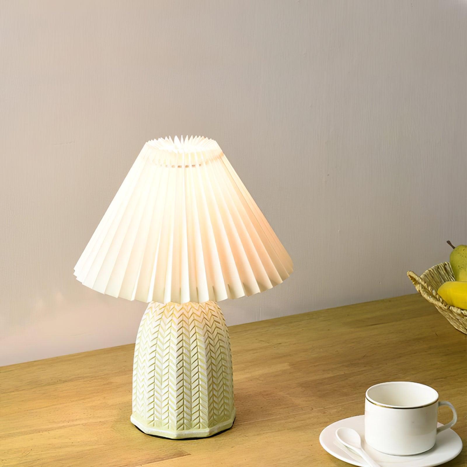 Vintage Pleated Table Lamp - Blowlighting