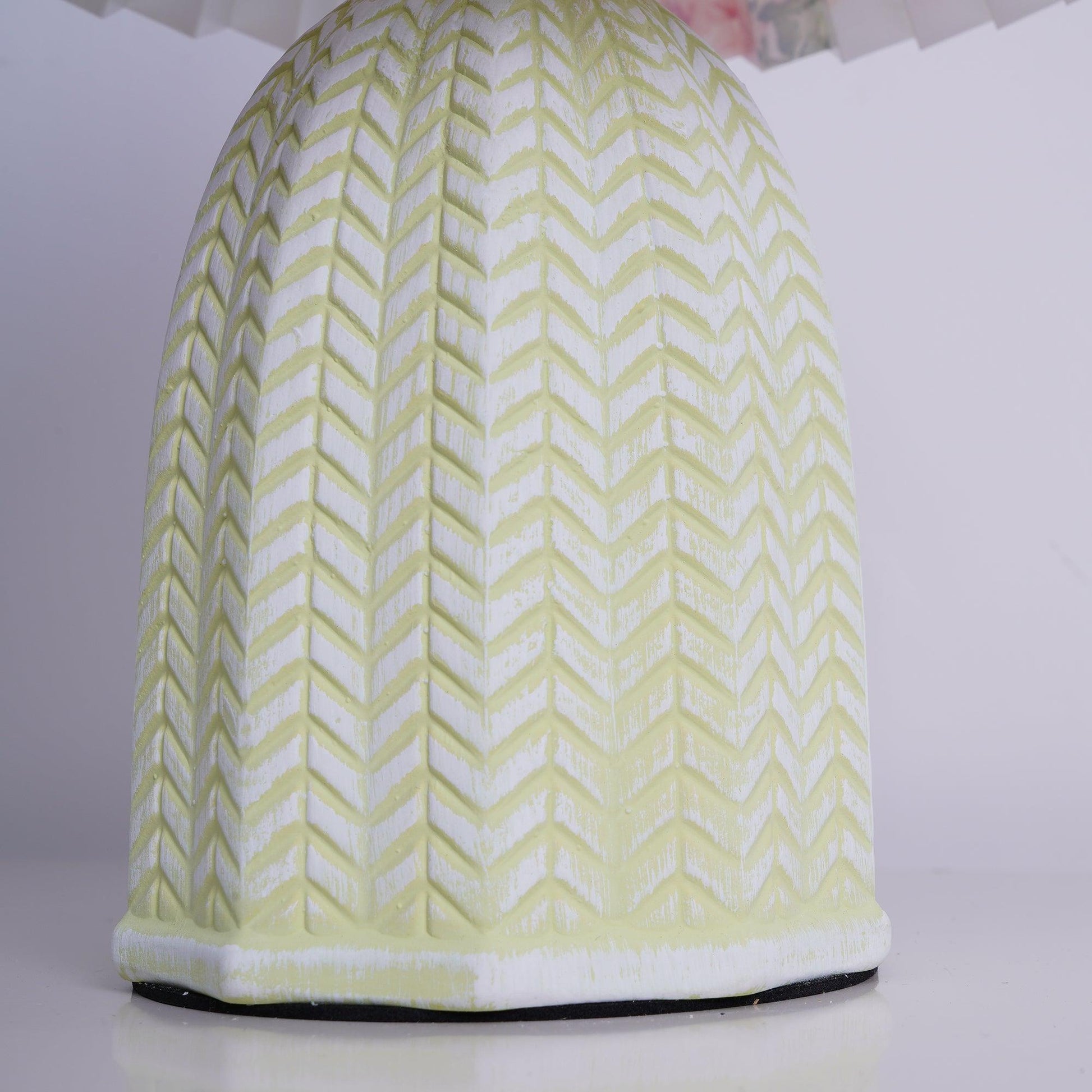 Vintage Pleated Table Lamp - Blowlighting