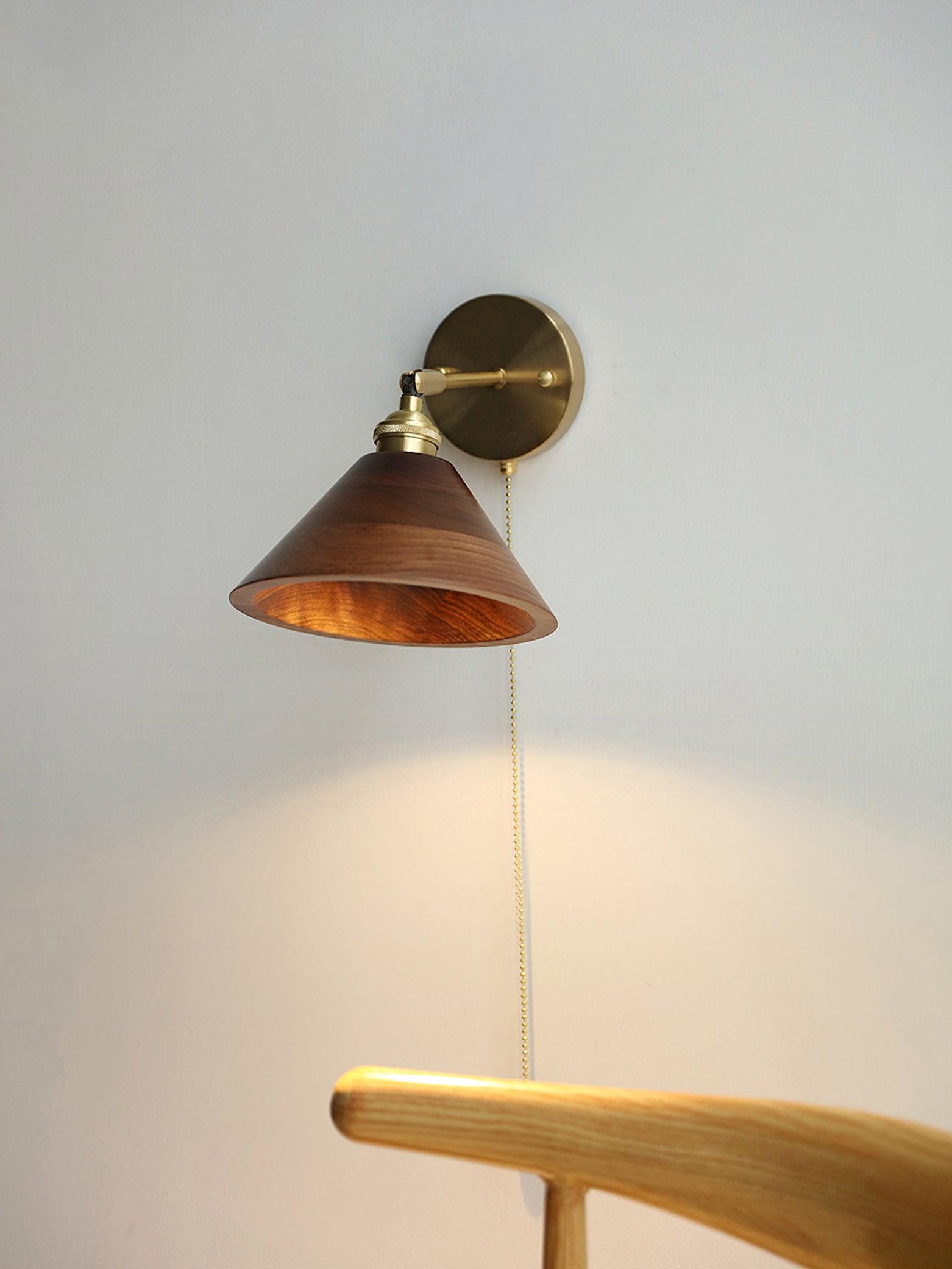 Vintage Wood Wall Lamp - Blowlighting