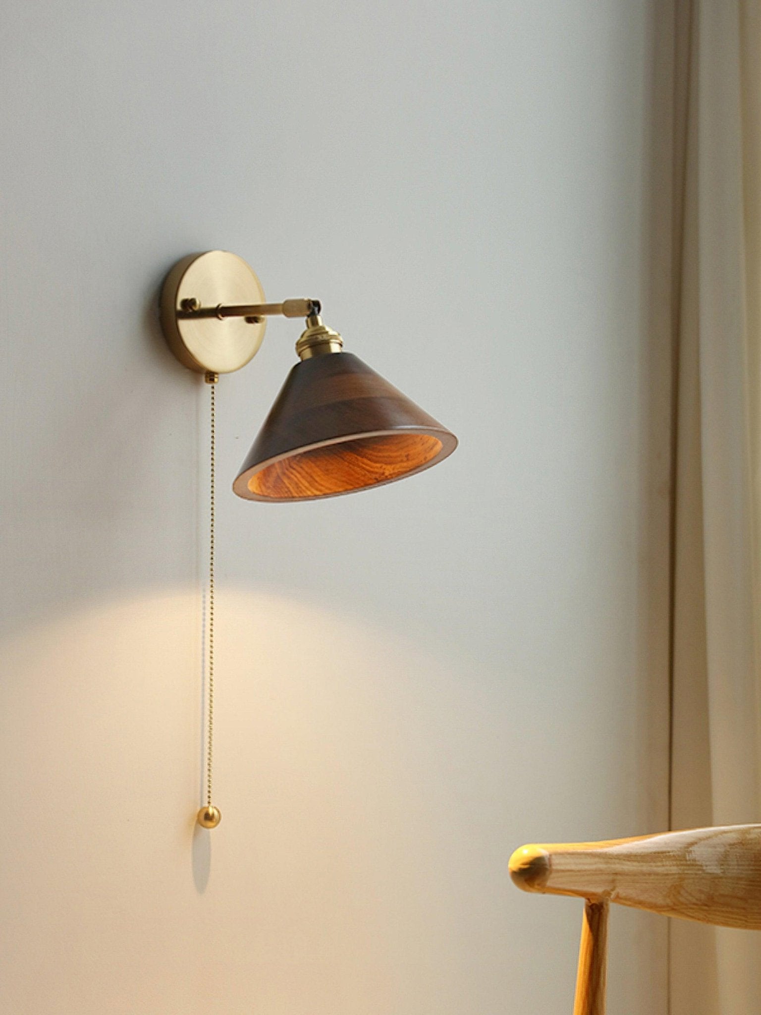Vintage Wood Wall Lamp - Blowlighting