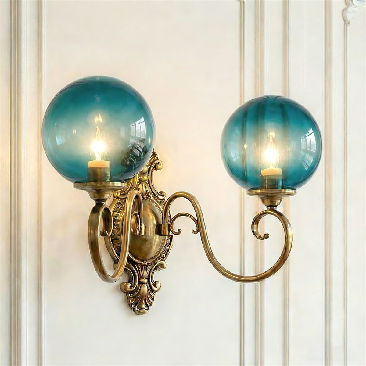 Tarose Vintage Brass Glass Wall Lamp