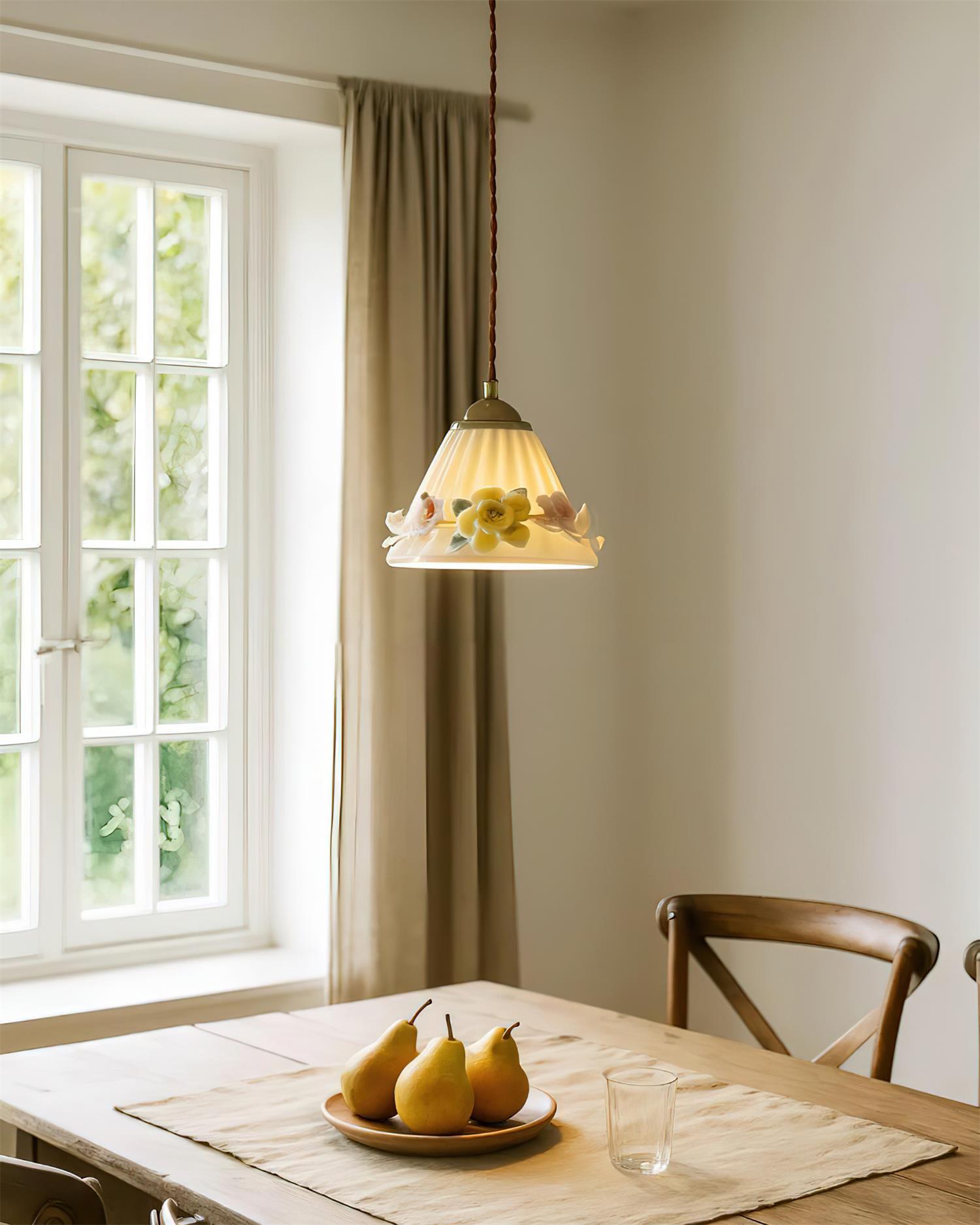 Vionna Vintage Ceramics Pendant Light