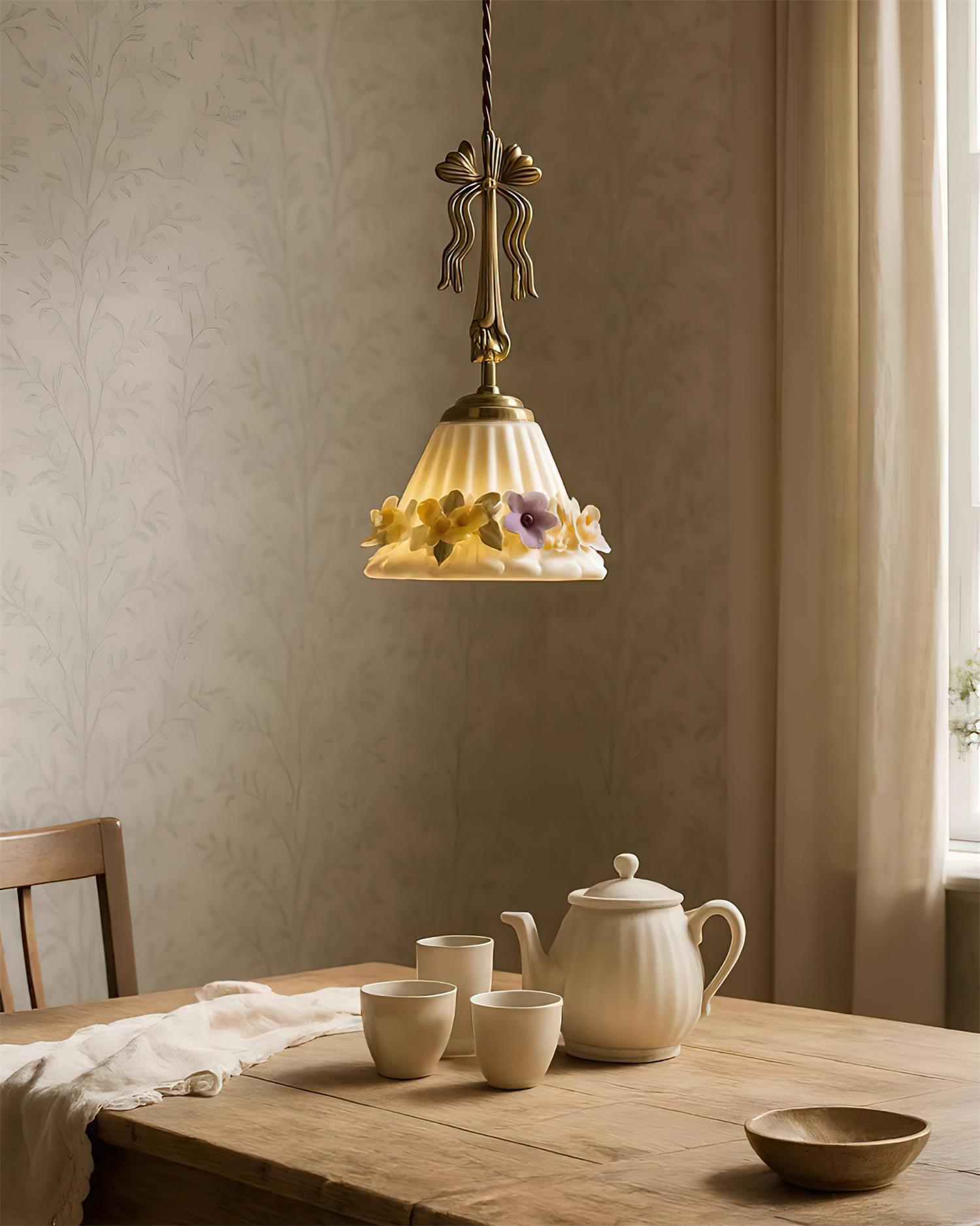 Vionna Vintage Ceramics Pendant Light