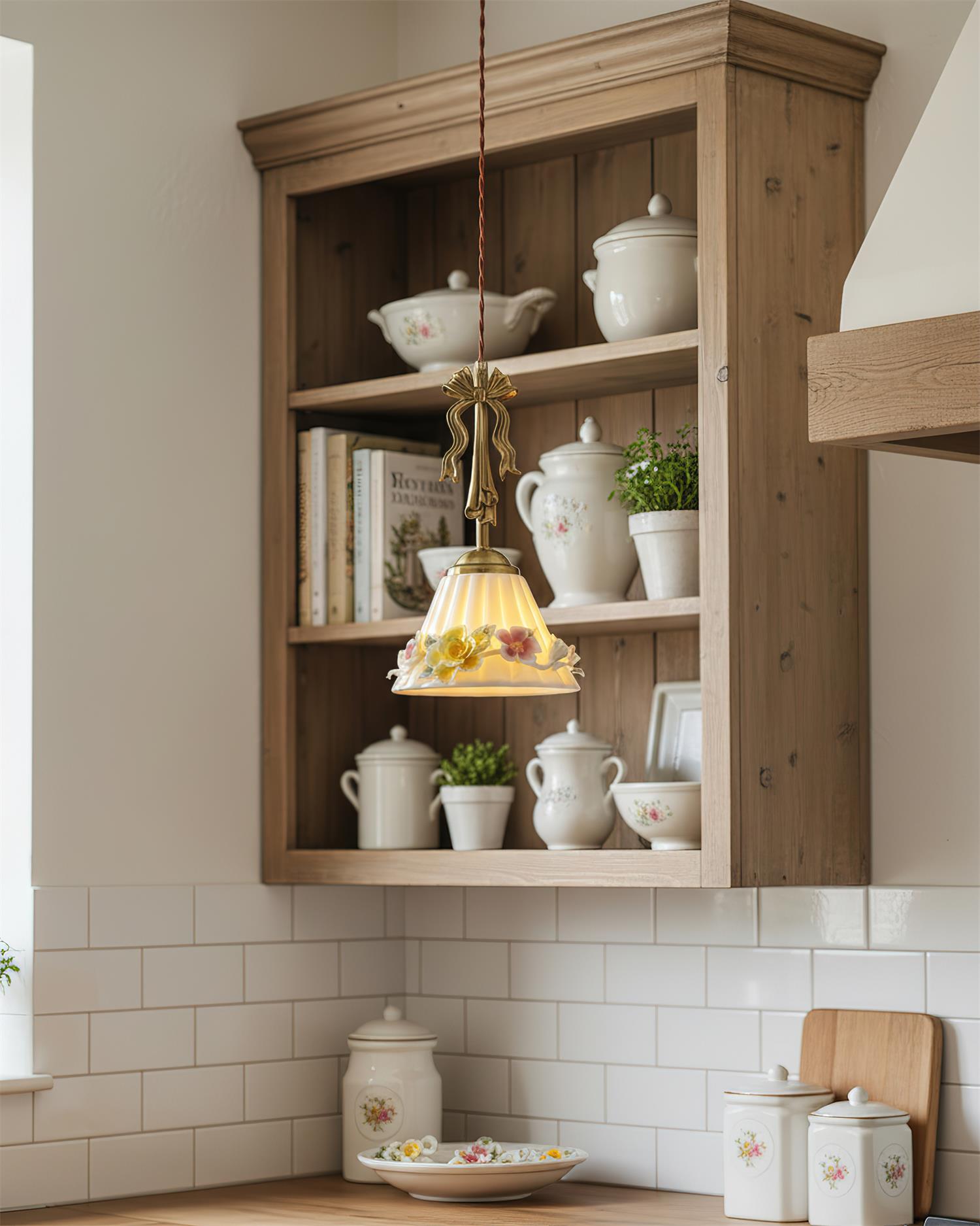 Vionna Vintage Ceramics Pendant Light