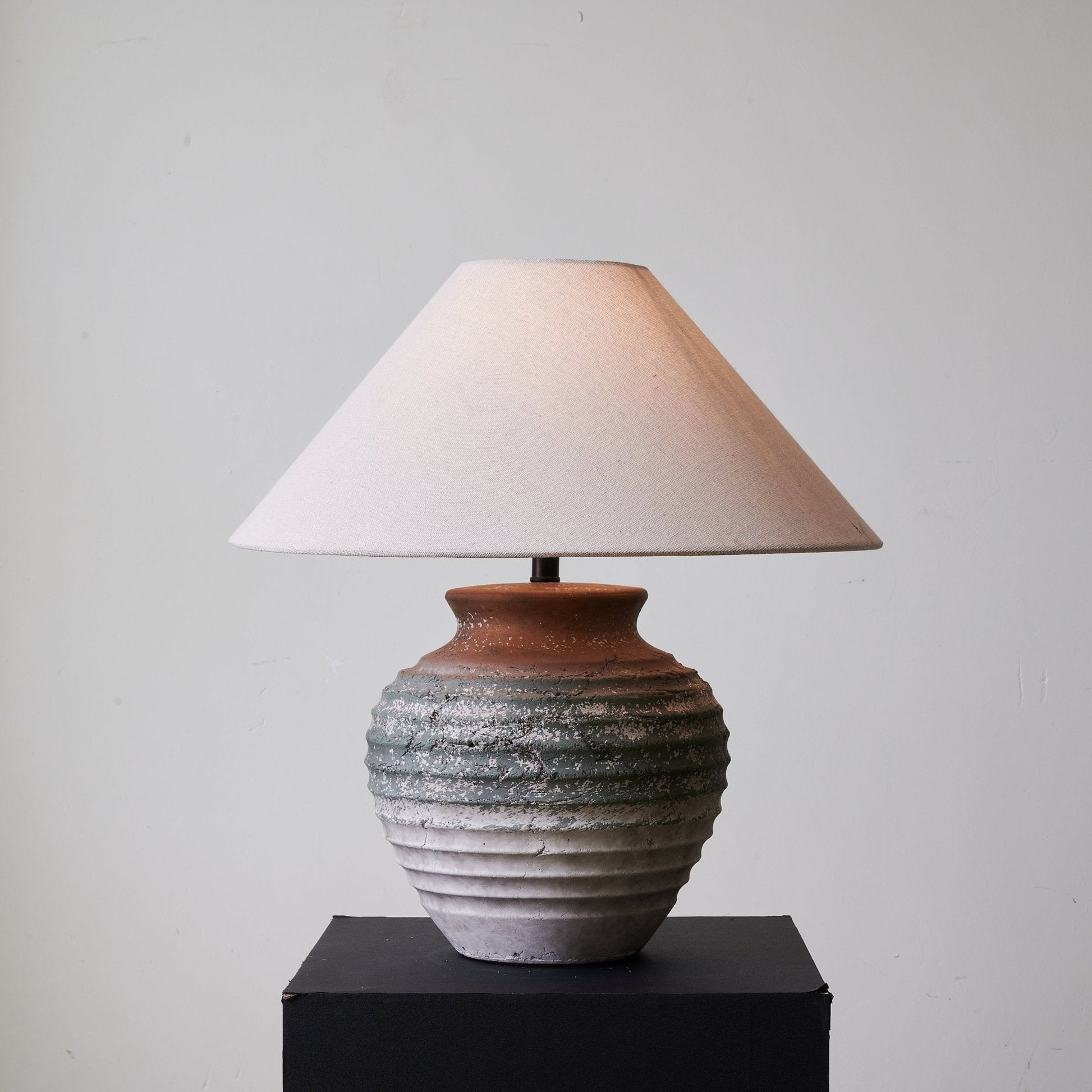 Volca Gradient Clay Table Lamp - Blowlighting