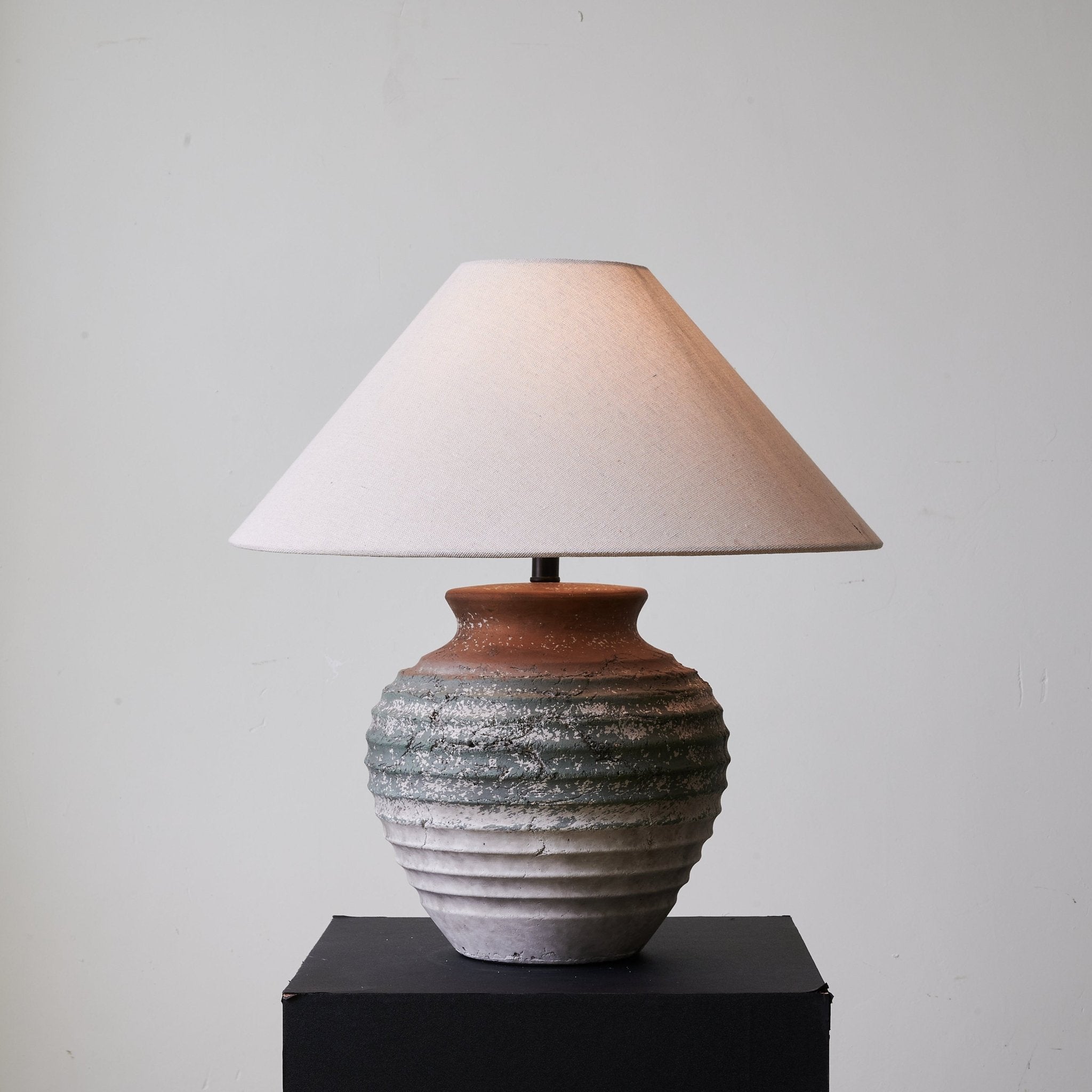 Volca Gradient Clay Table Lamp - Blowlighting