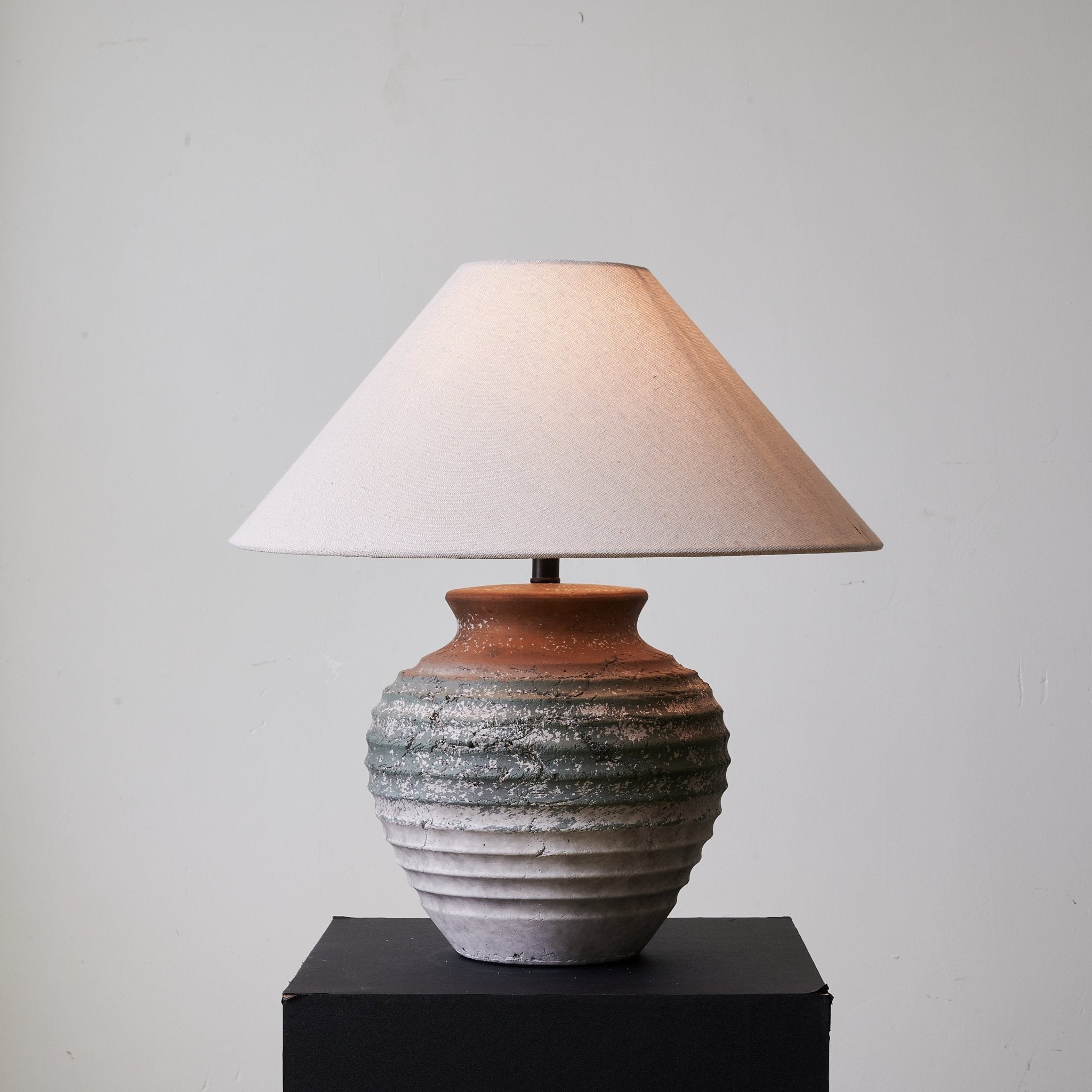 Volca Gradient Clay Table Lamp - Blowlighting