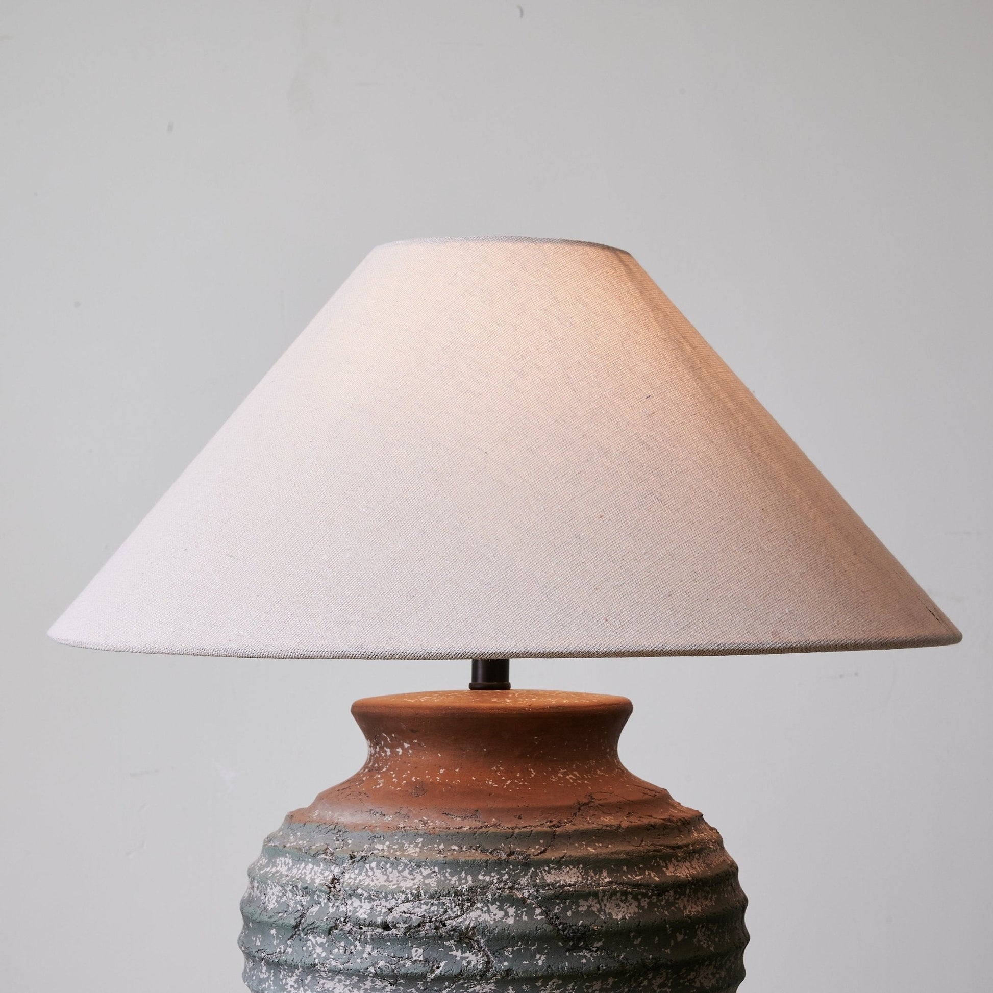 Volca Gradient Clay Table Lamp - Blowlighting