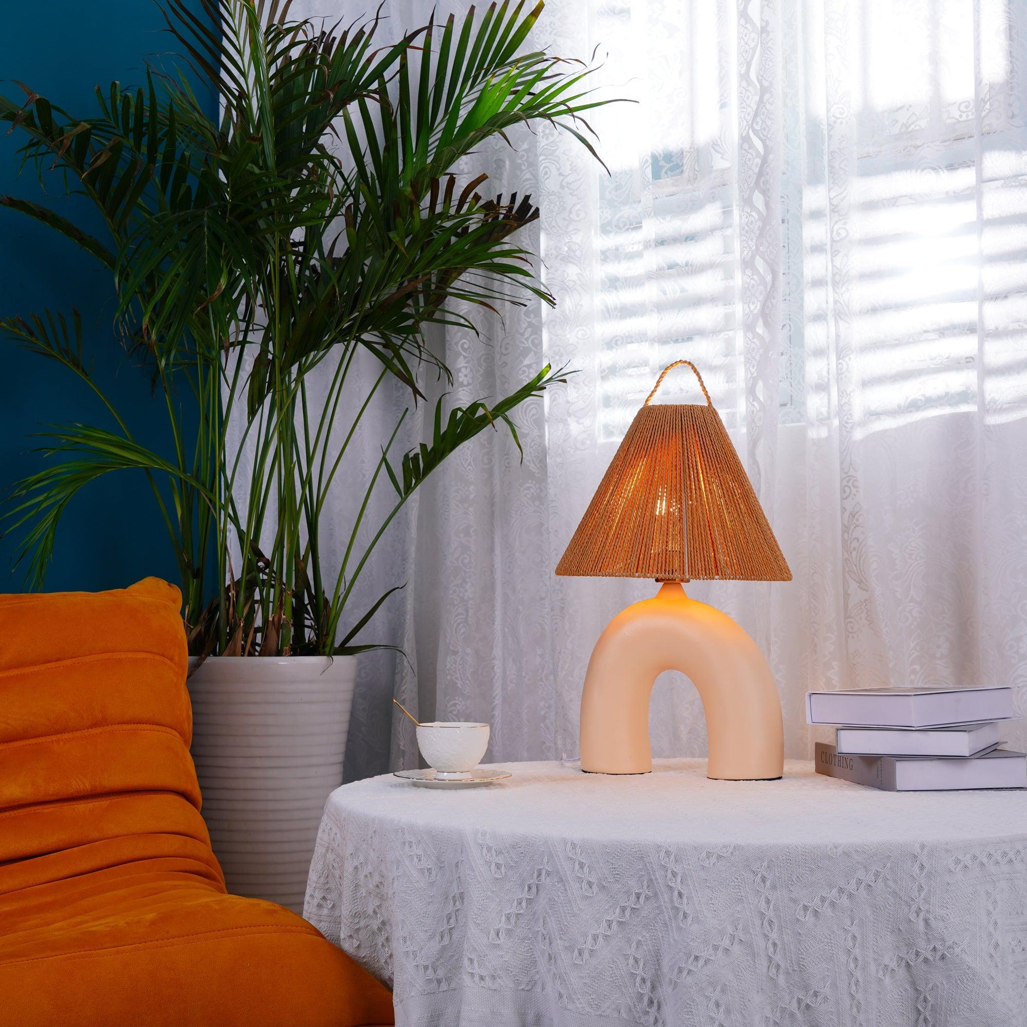Arched Table Lamp - Blowlighting