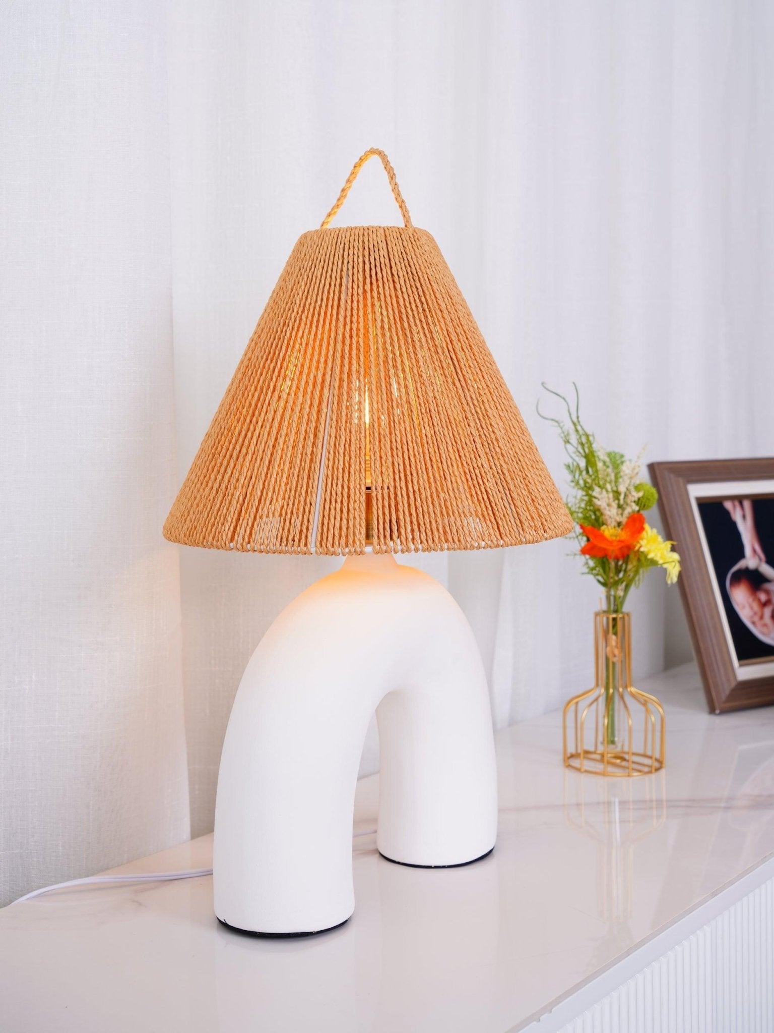 Arched Table Lamp - Blowlighting