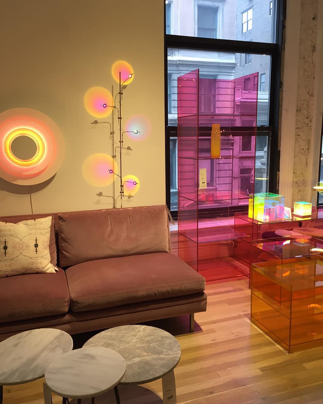 Wa Wa Floor Lamp - Blowlighting