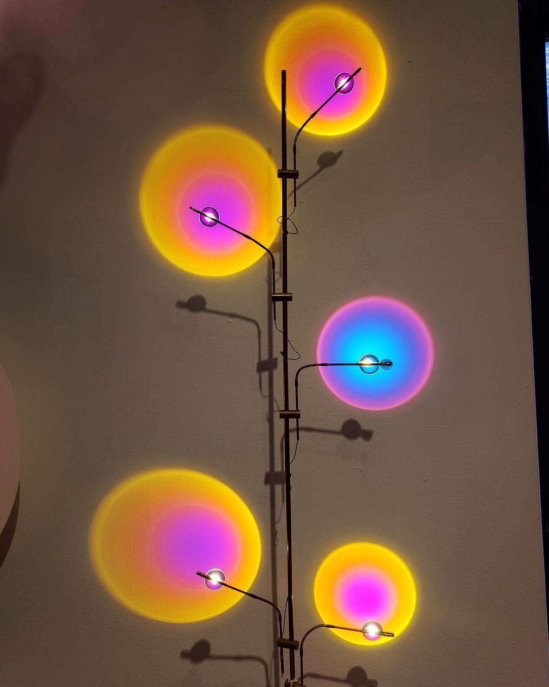 Wa Wa Floor Lamp - Blowlighting