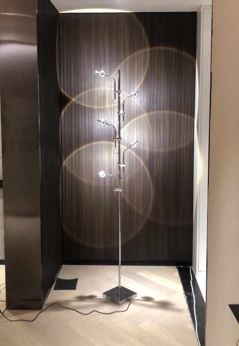 Wa Wa Floor Lamp - Blowlighting