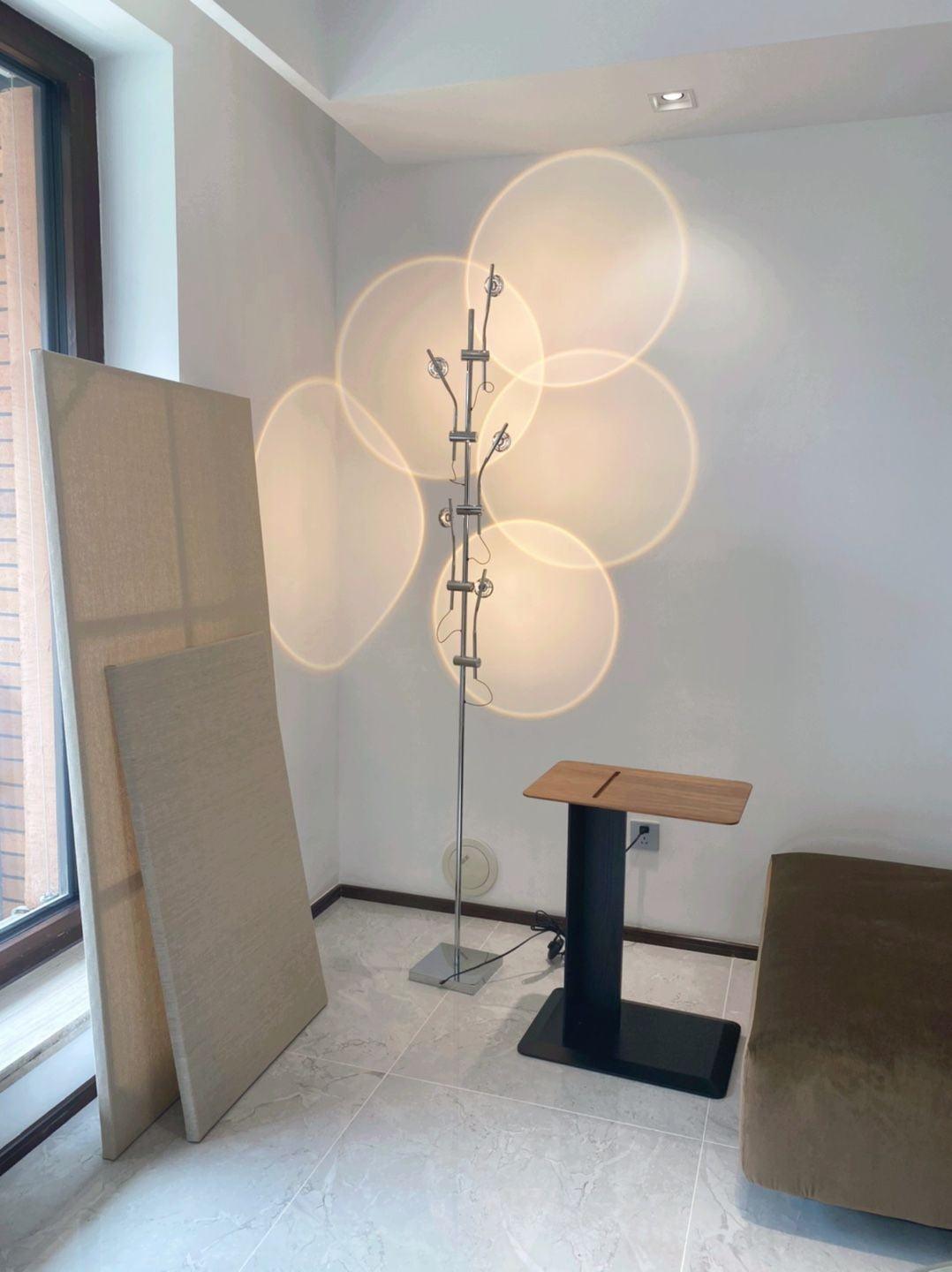 Wa Wa Floor Lamp - Blowlighting
