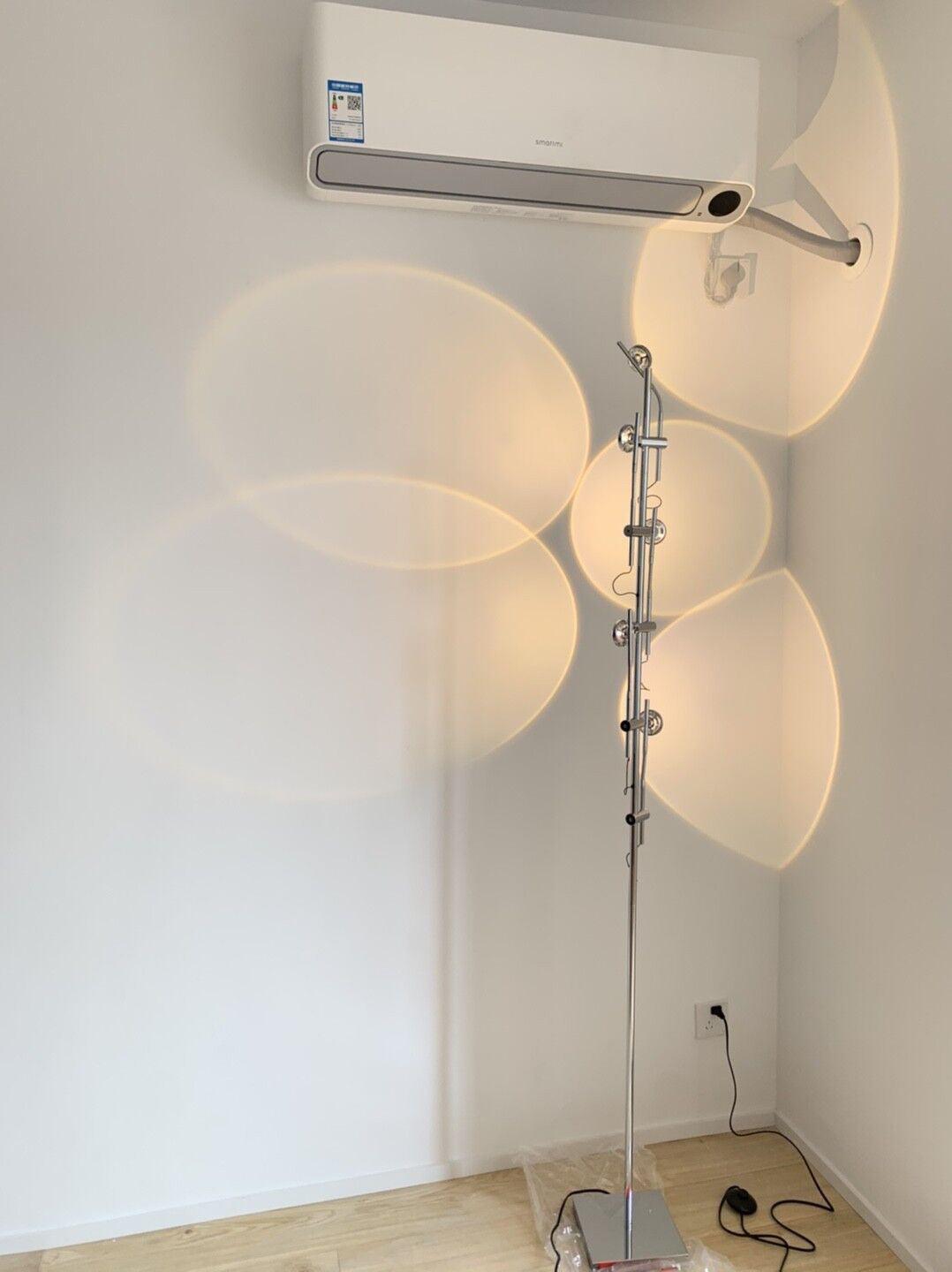 Wa Wa Floor Lamp - Blowlighting