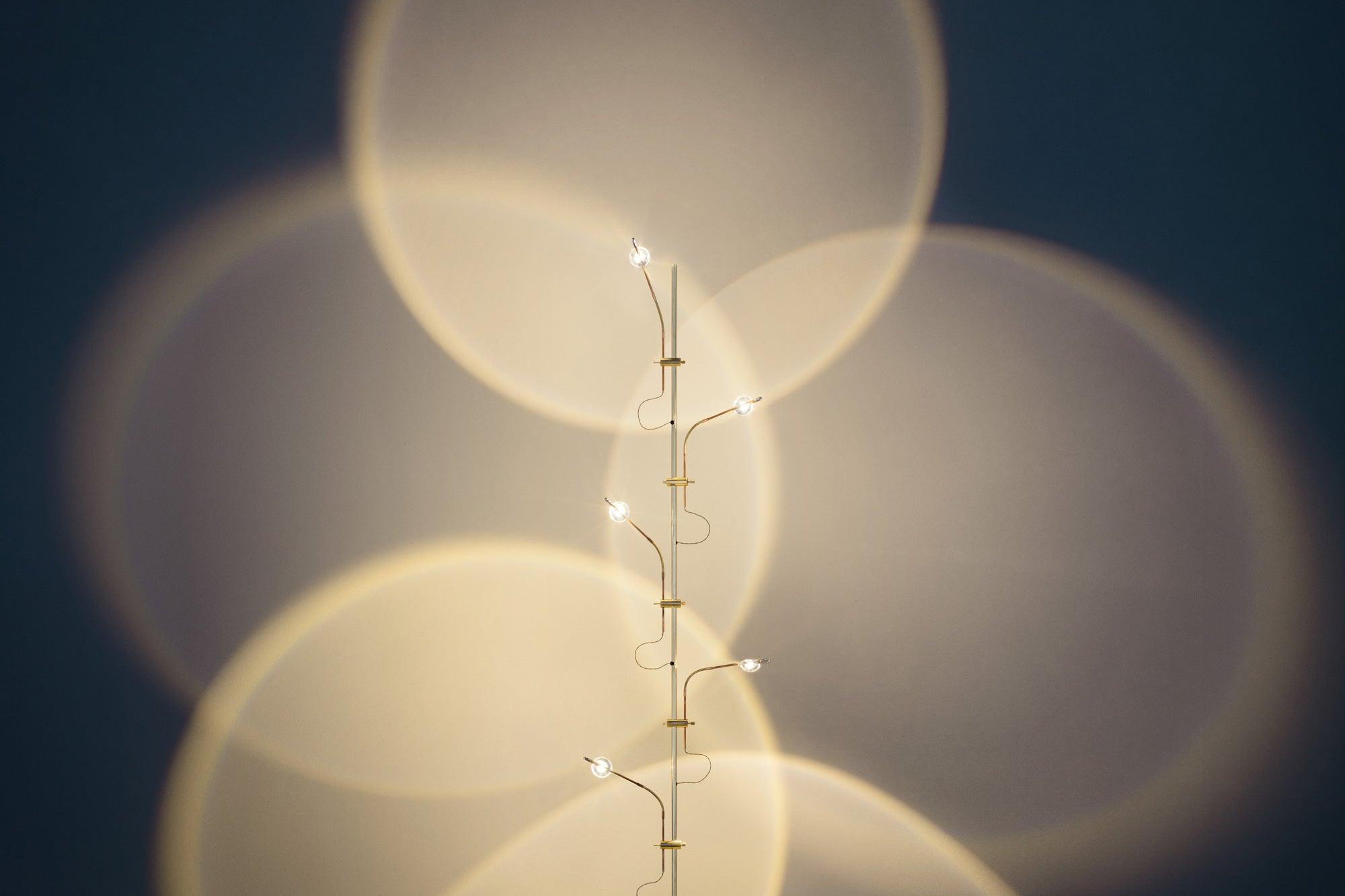 Wa Wa Floor Lamp - Blowlighting