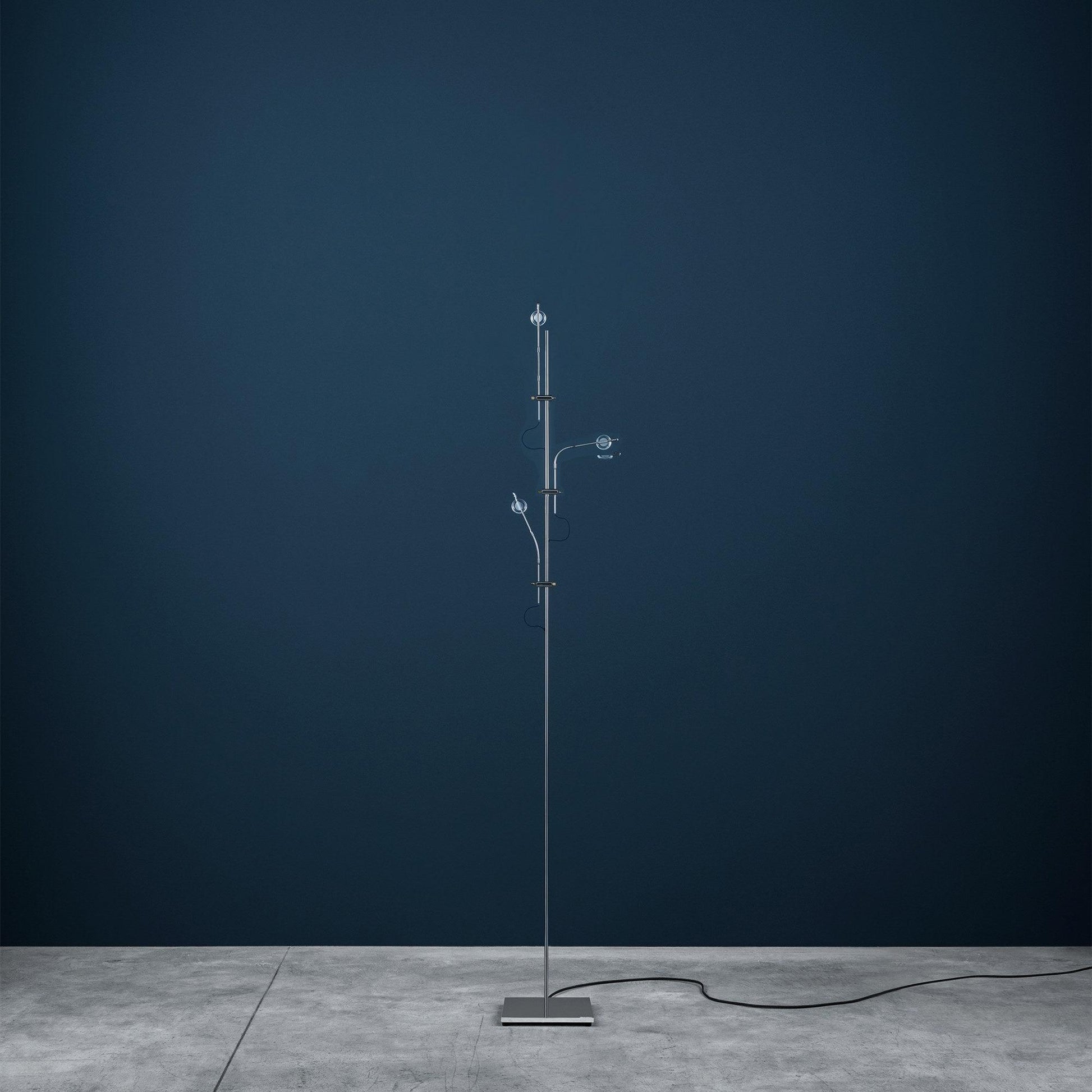 Wa Wa Floor Lamp - Blowlighting