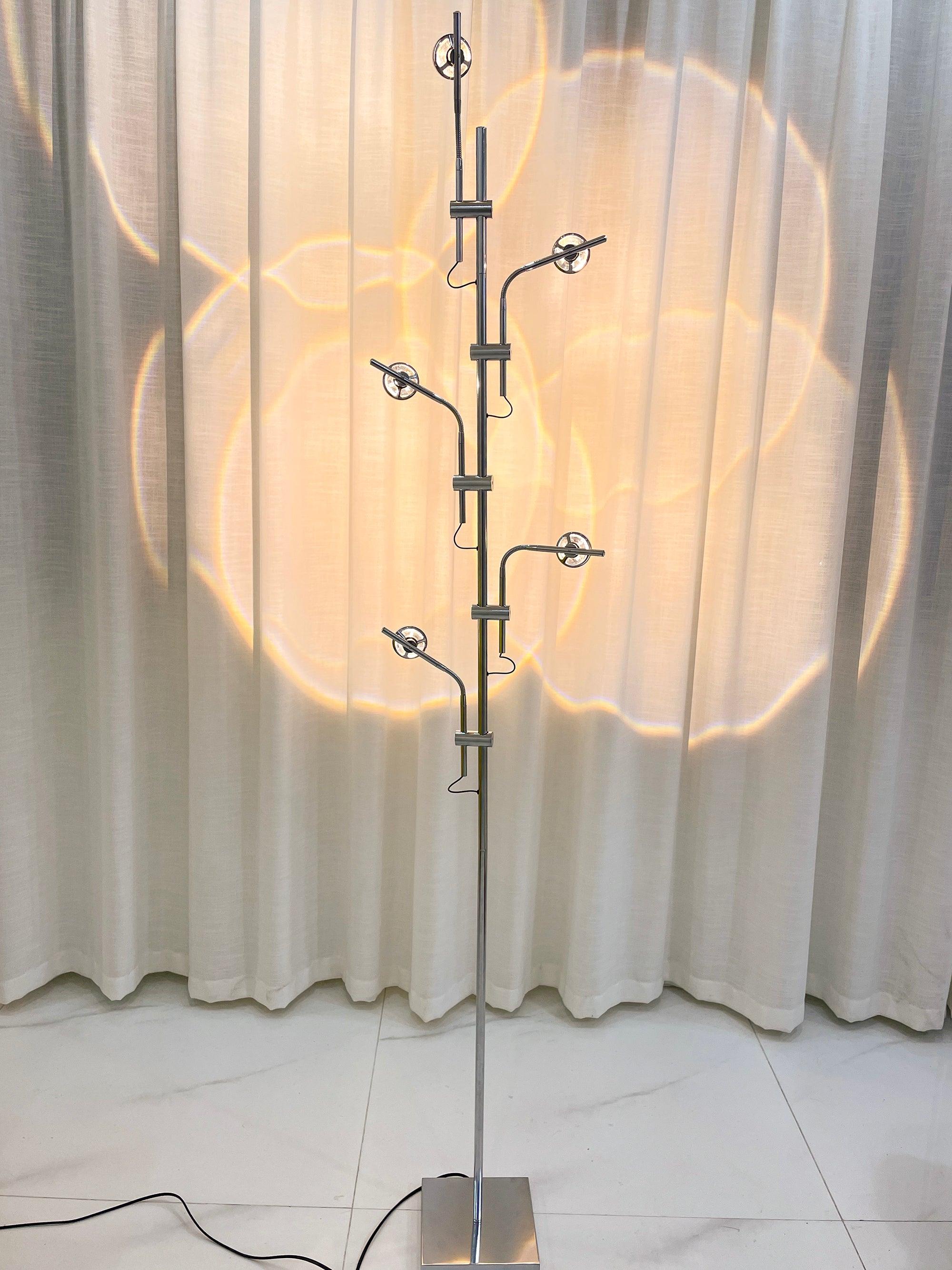 Wa Wa Floor Lamp - Blowlighting