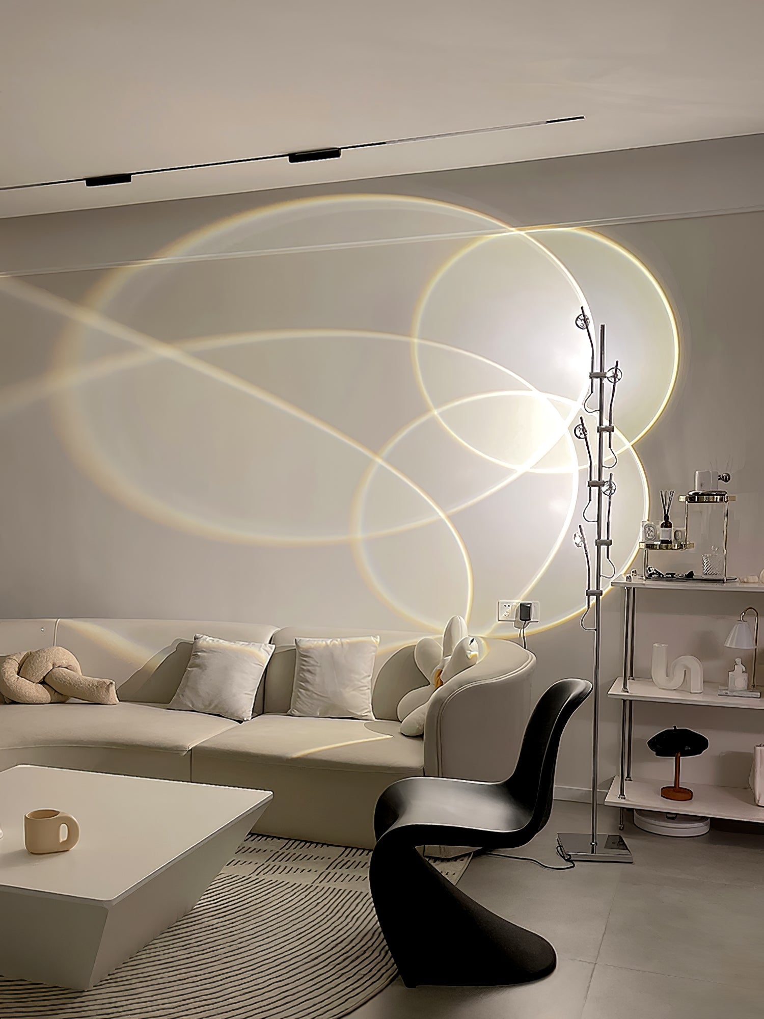 Wa Wa Floor Lamp - Blowlighting