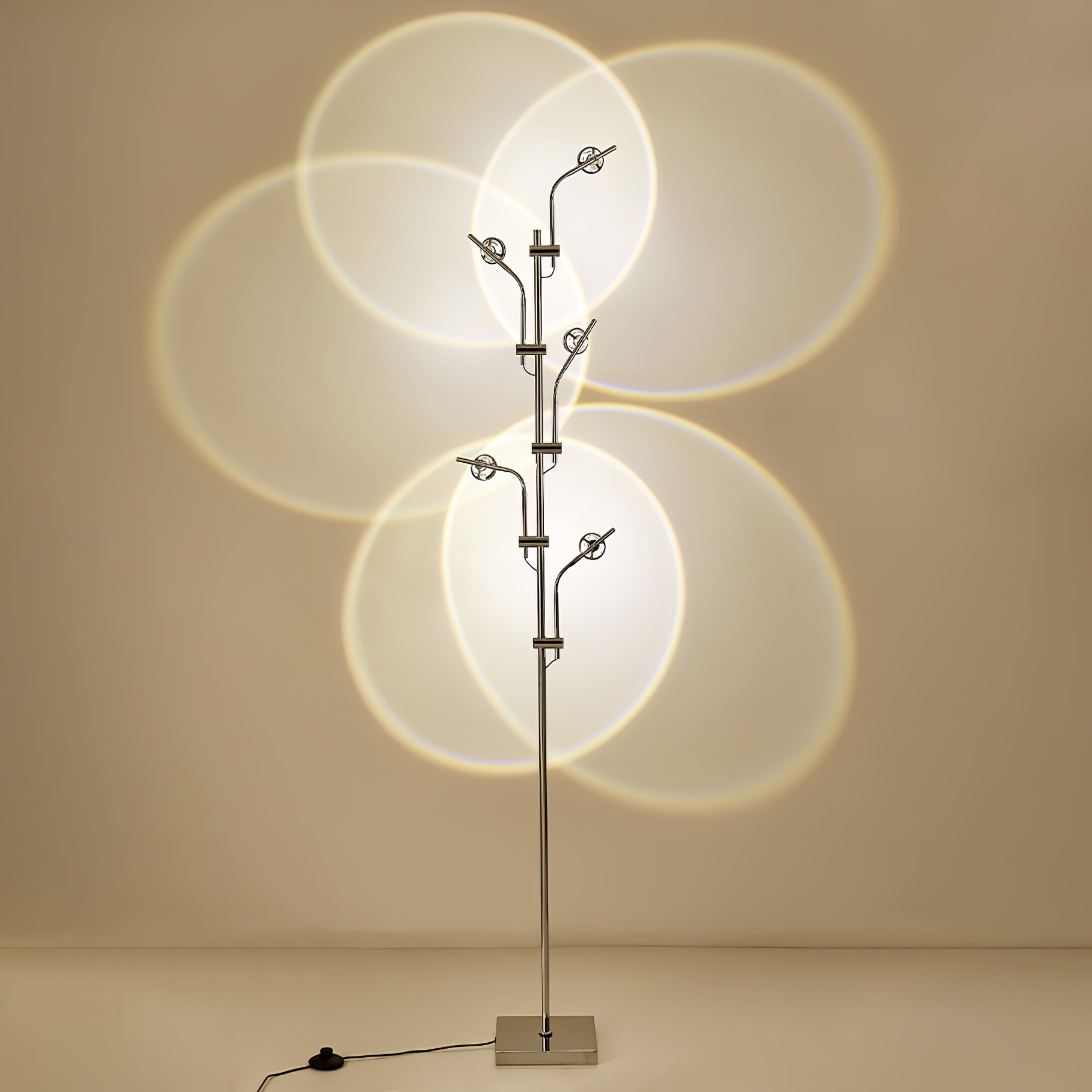 Wa Wa Floor Lamp - Blowlighting