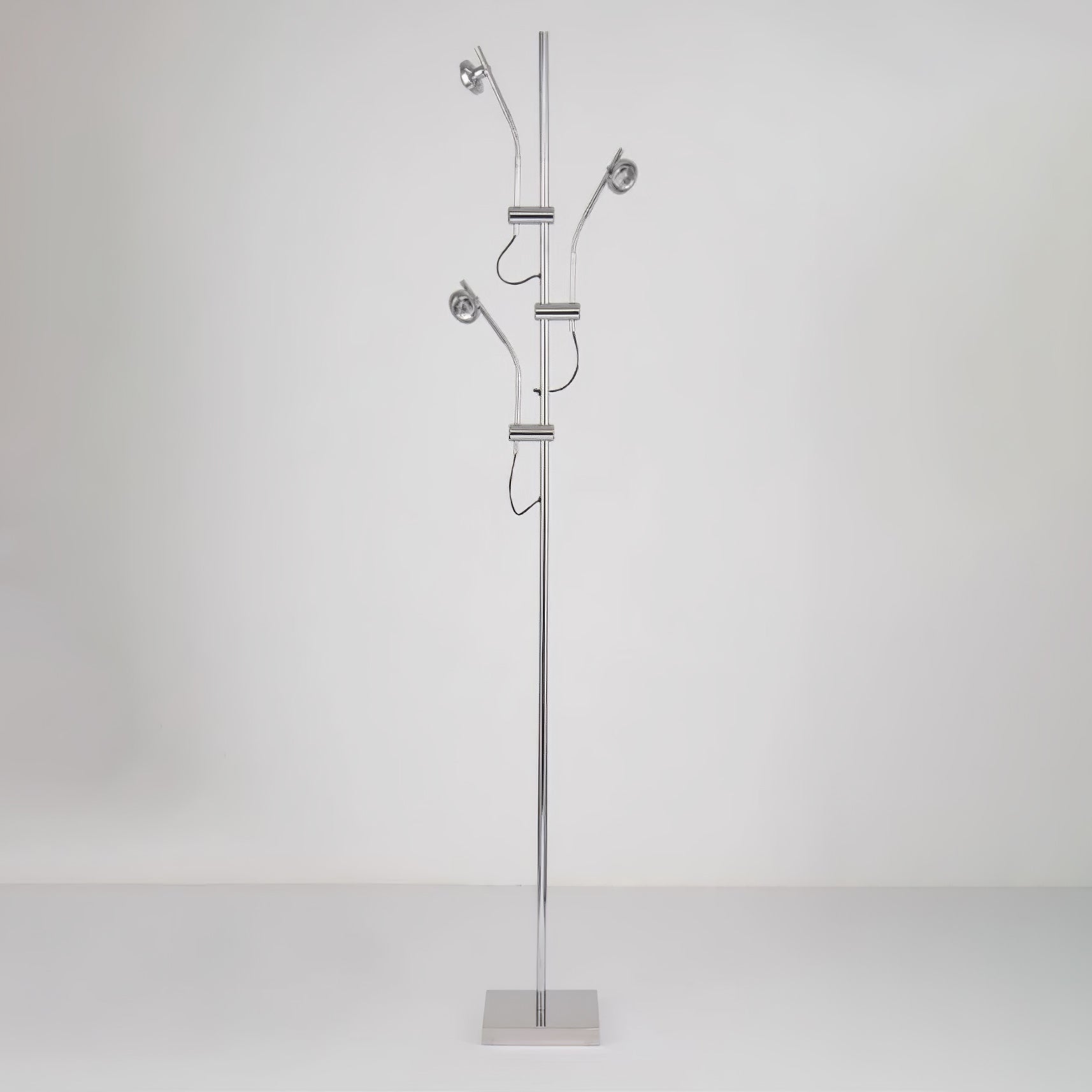 Wa Wa Floor Lamp - Blowlighting