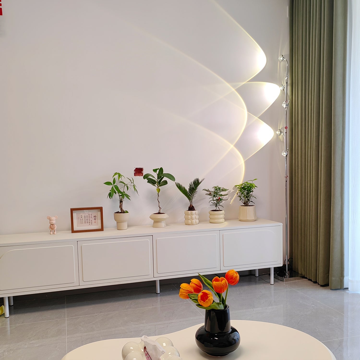 Wa Wa Floor Lamp - Blowlighting
