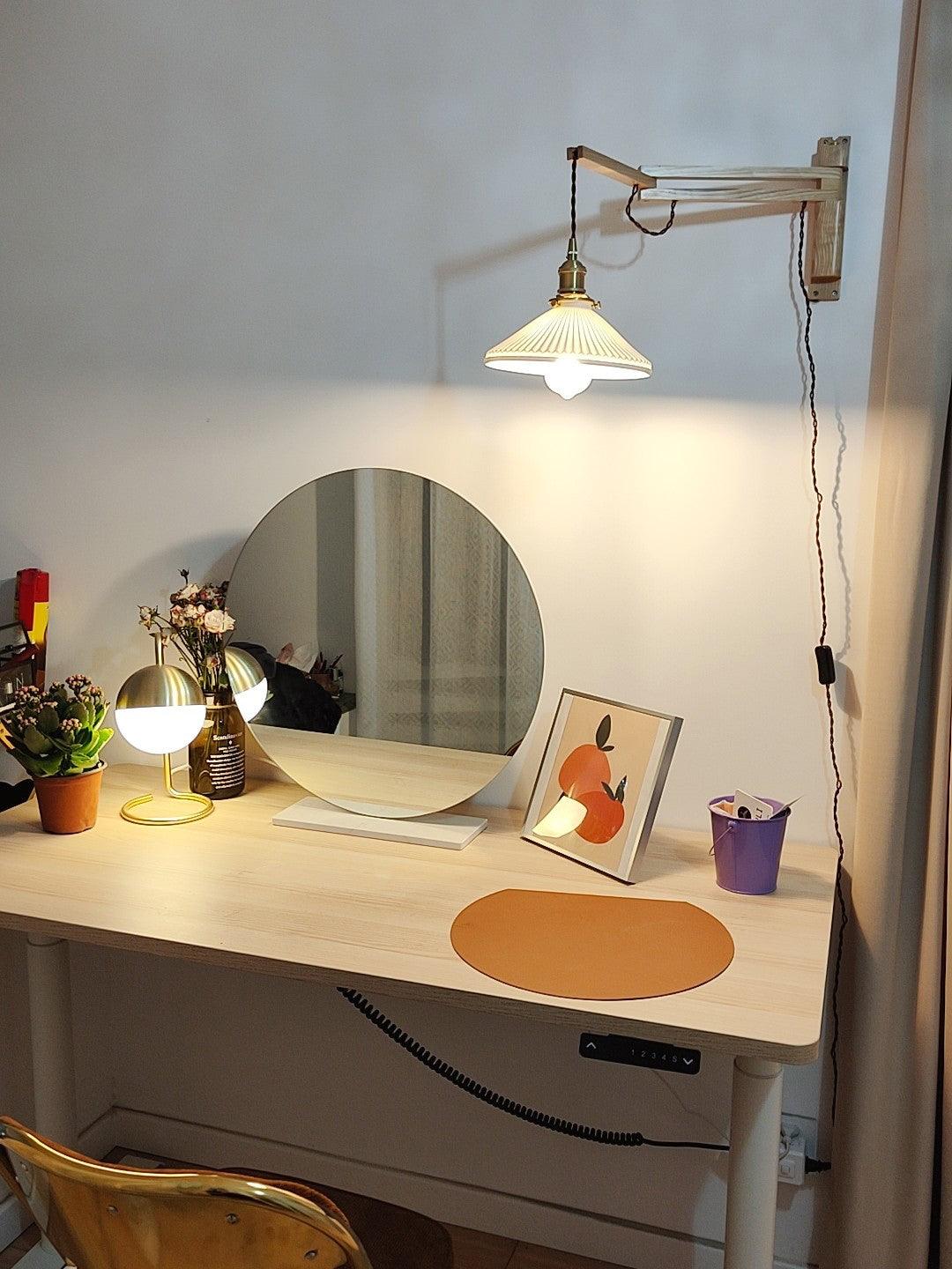 Walnut Telescopic Wall Lamp - Blowlighting