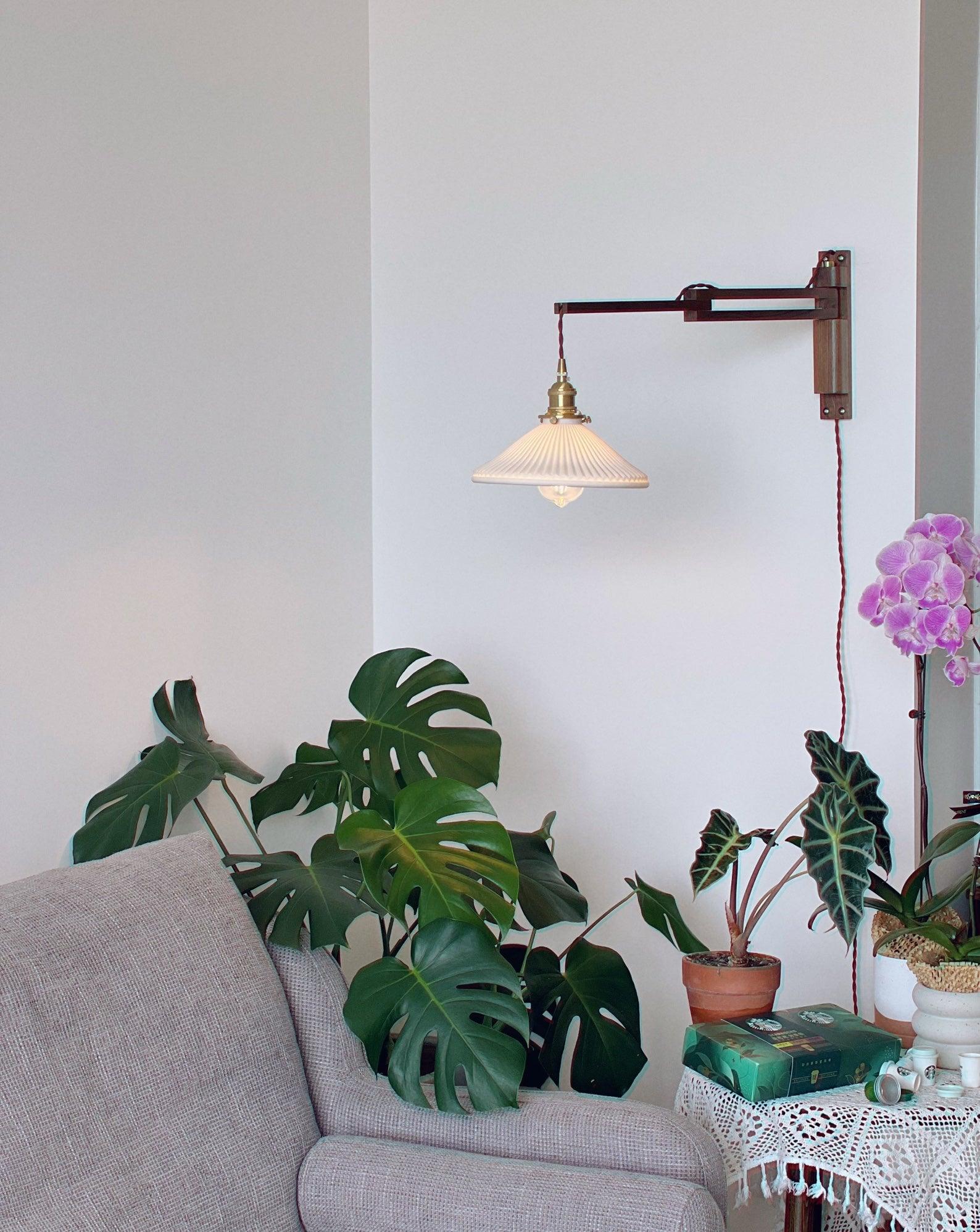 Walnut Telescopic Wall Lamp - Blowlighting