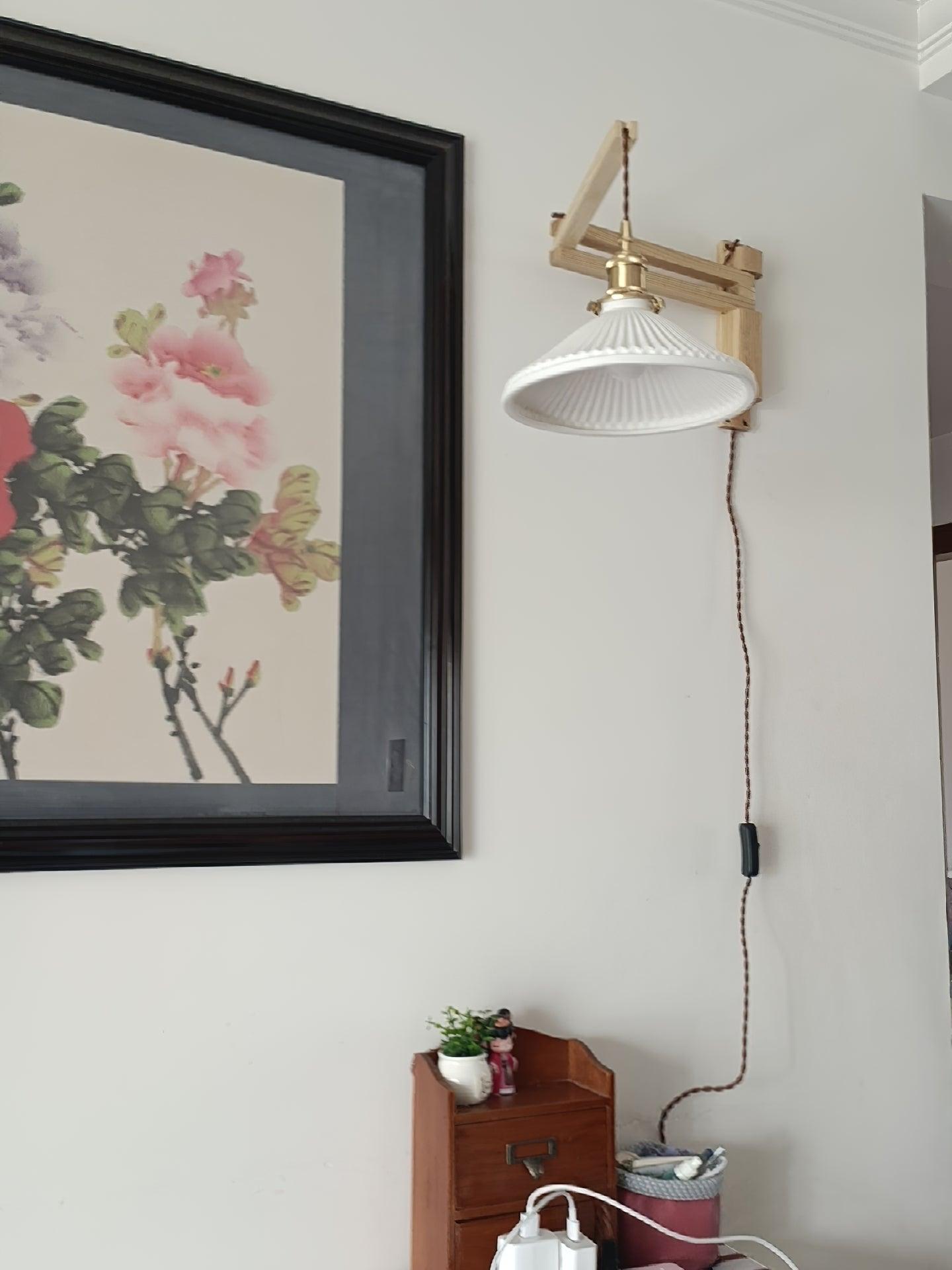 Walnut Telescopic Wall Lamp - Blowlighting