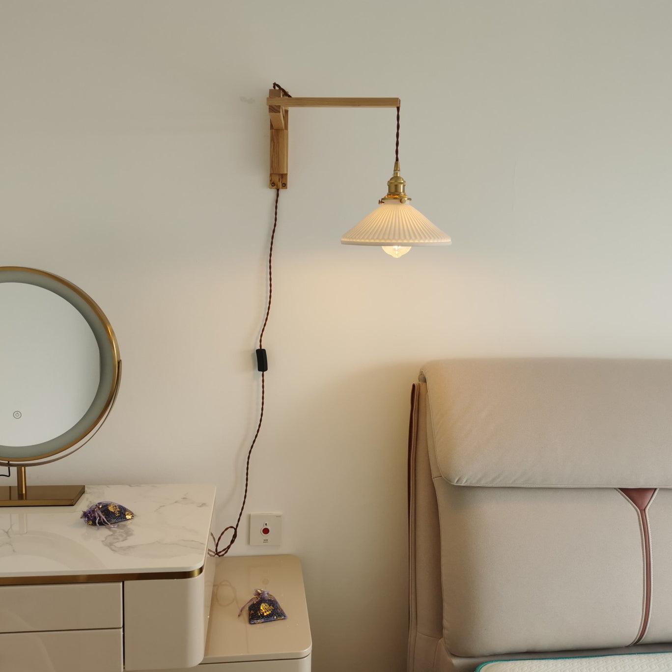 Walnut Telescopic Wall Lamp - Blowlighting