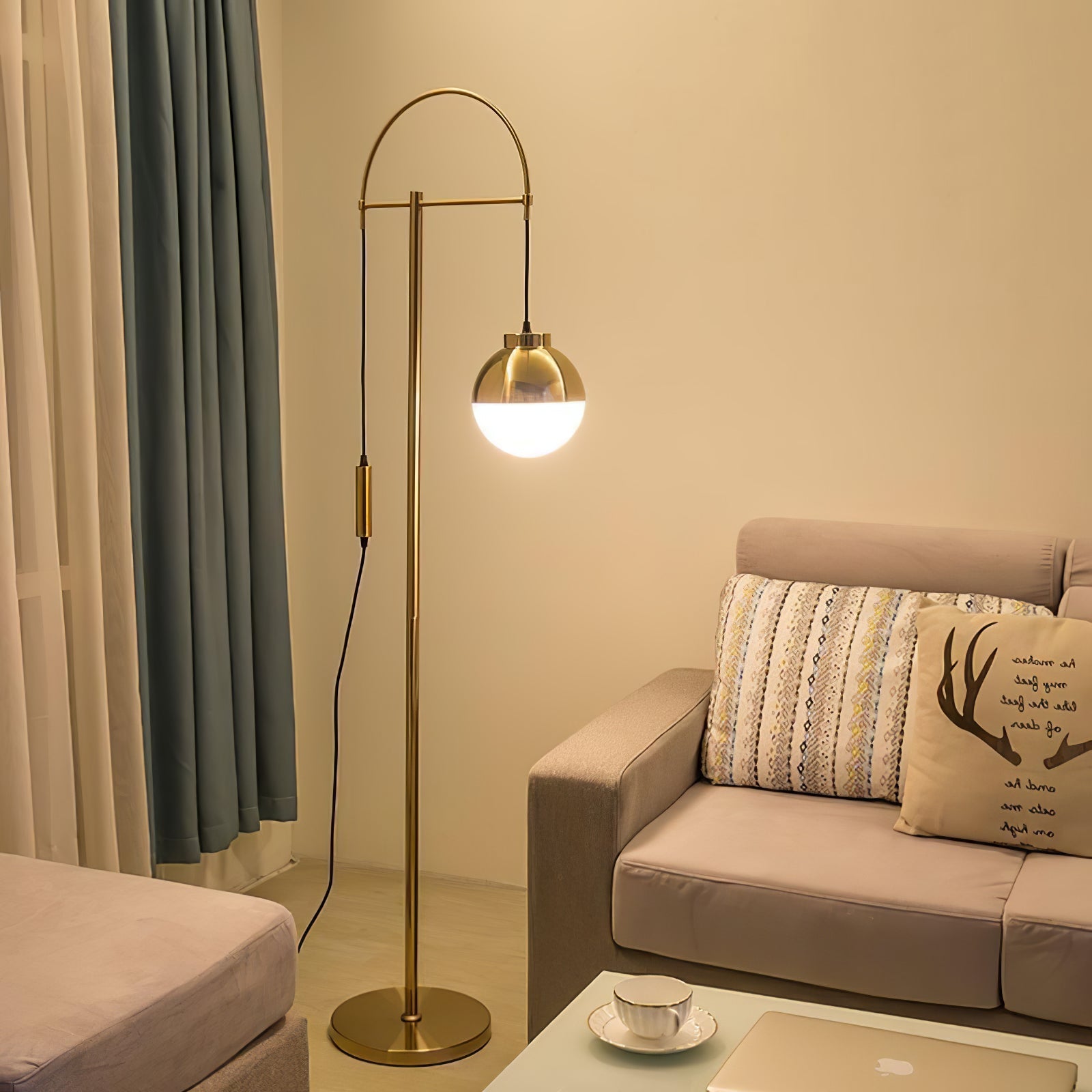 Waterloo Floor Lamp - Blowlighting