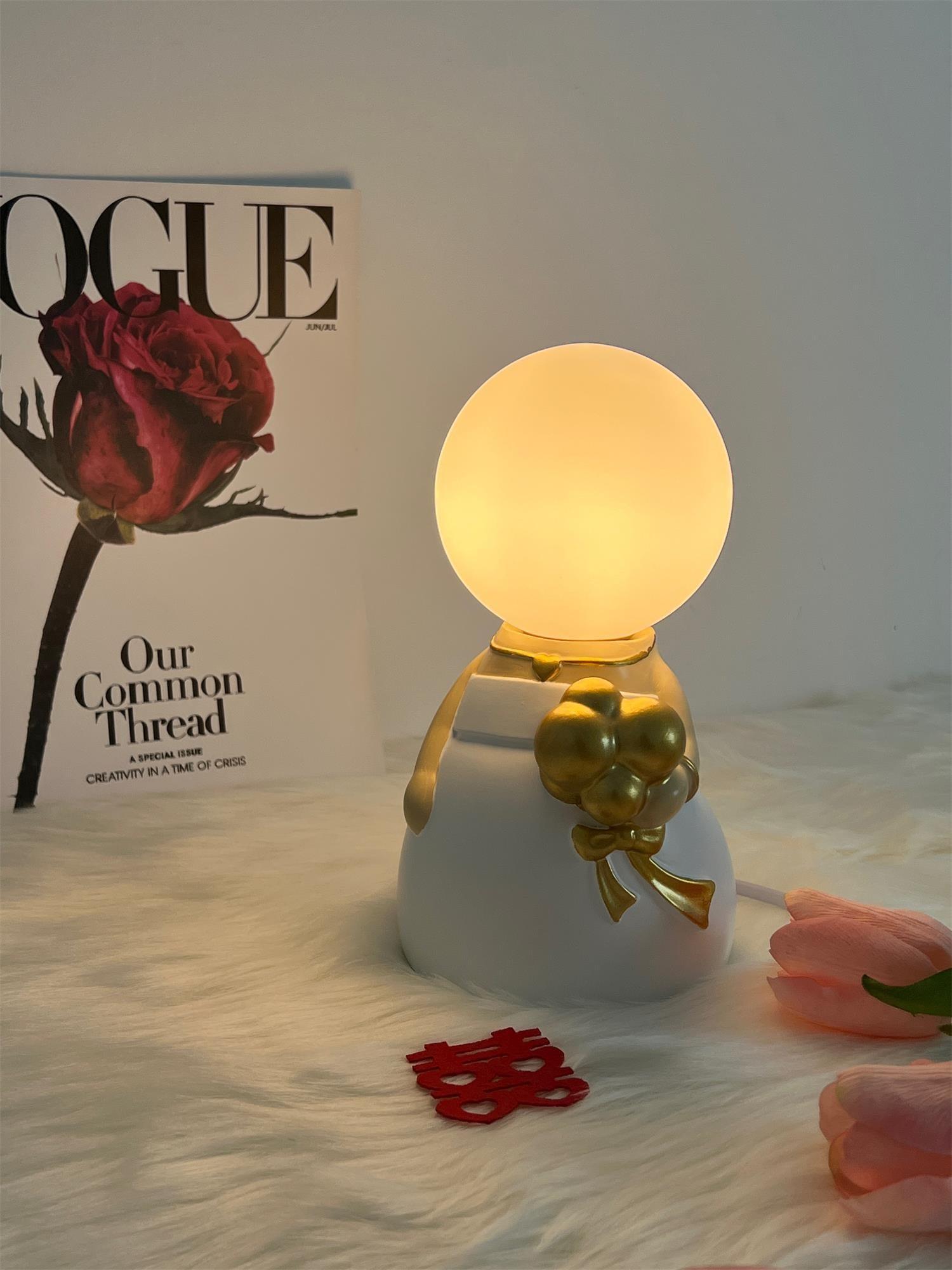 Wedding Decoration Built-in Battery Table Lamp - Blowlighting