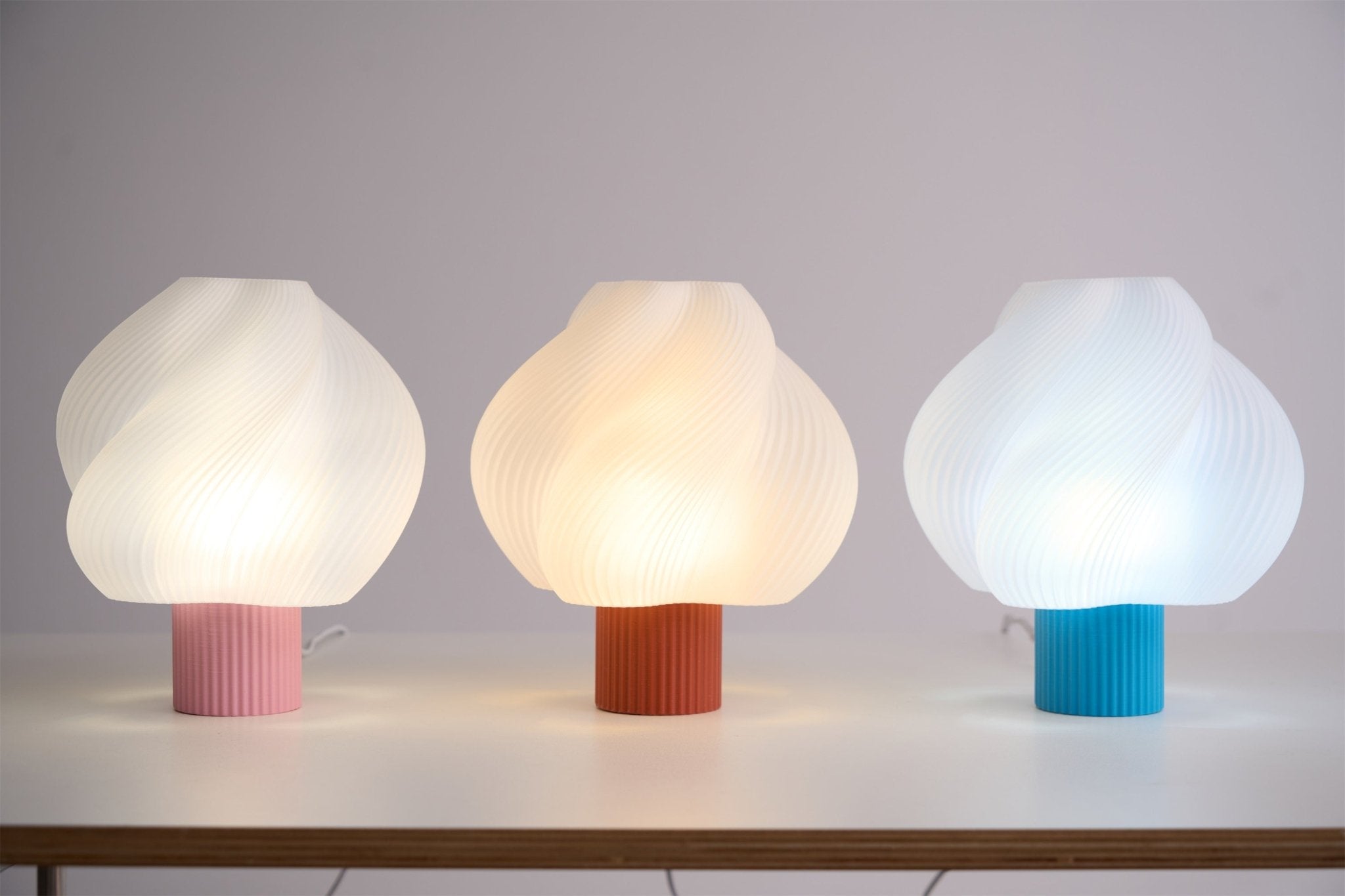 Whirl Pop Table Lamp - Blowlighting