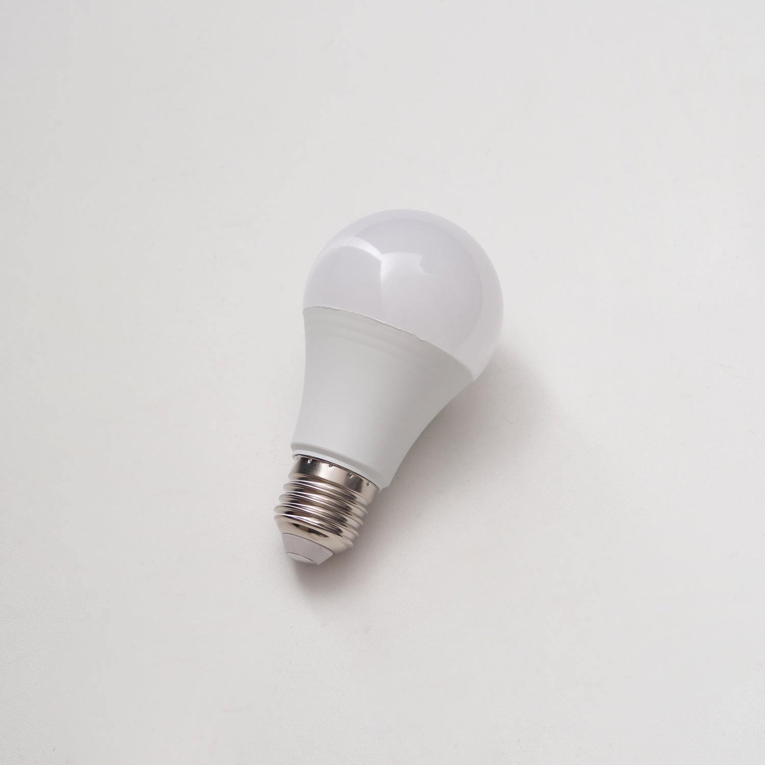 White LED Light E27 or E26 Bulb - Blowlighting