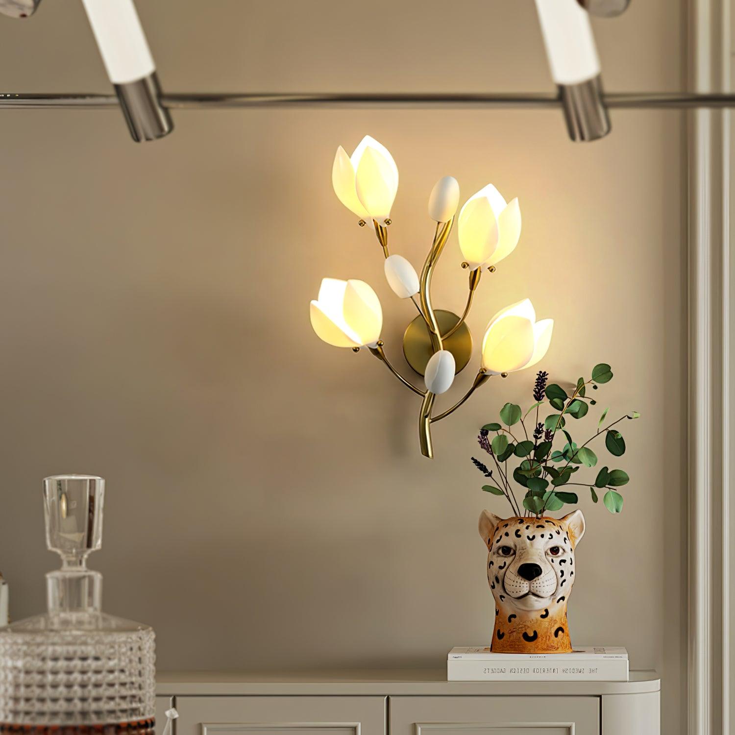 Porcelain Magnolia Wall Lamp - Blowlighting