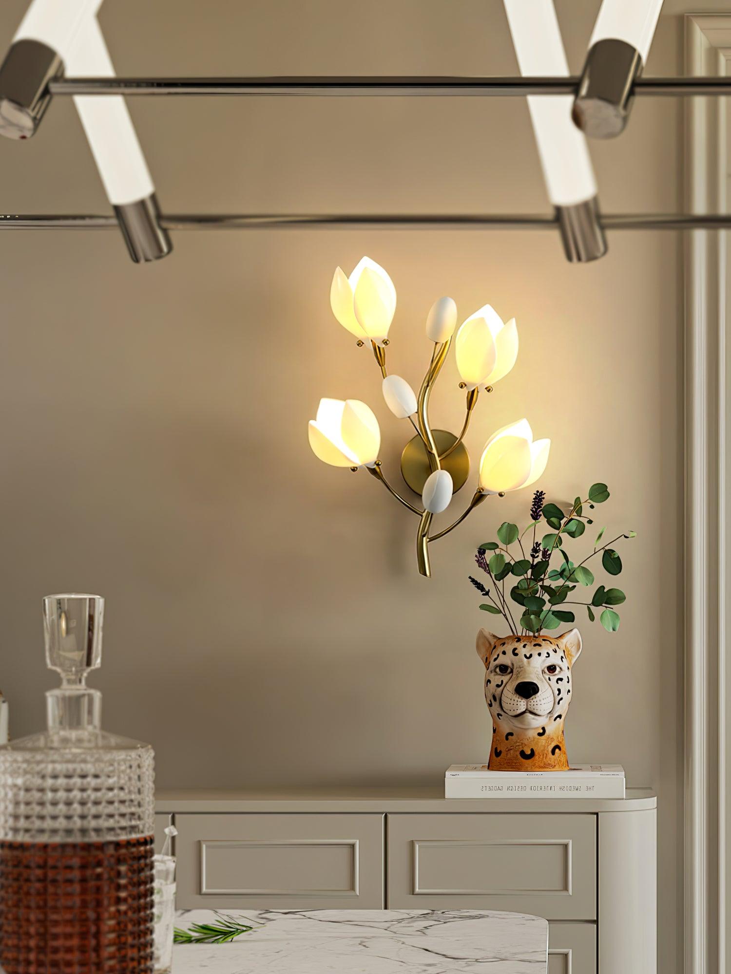 Porcelain Magnolia Wall Lamp - Blowlighting